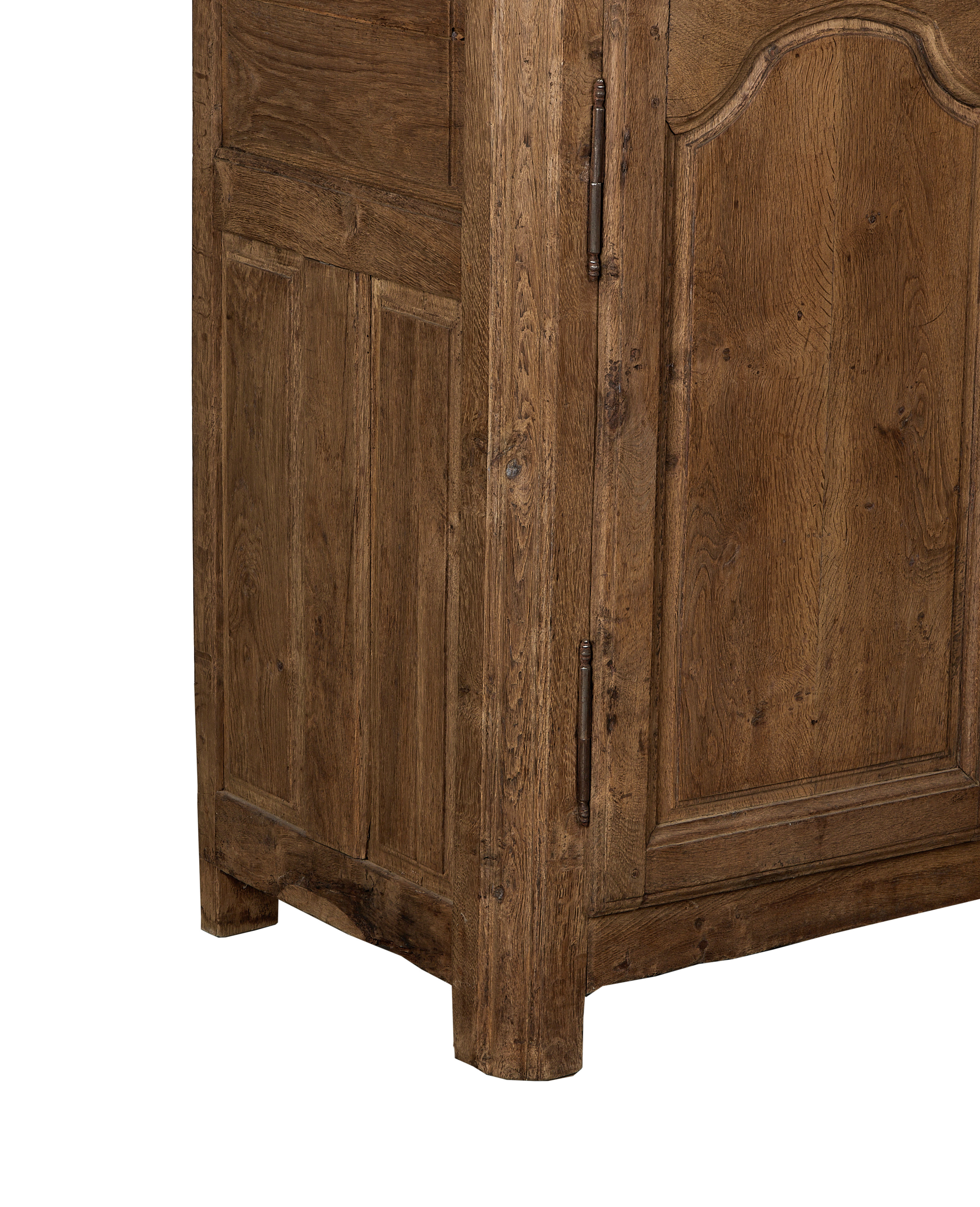 Olive Ateliers - Wood Sideboard