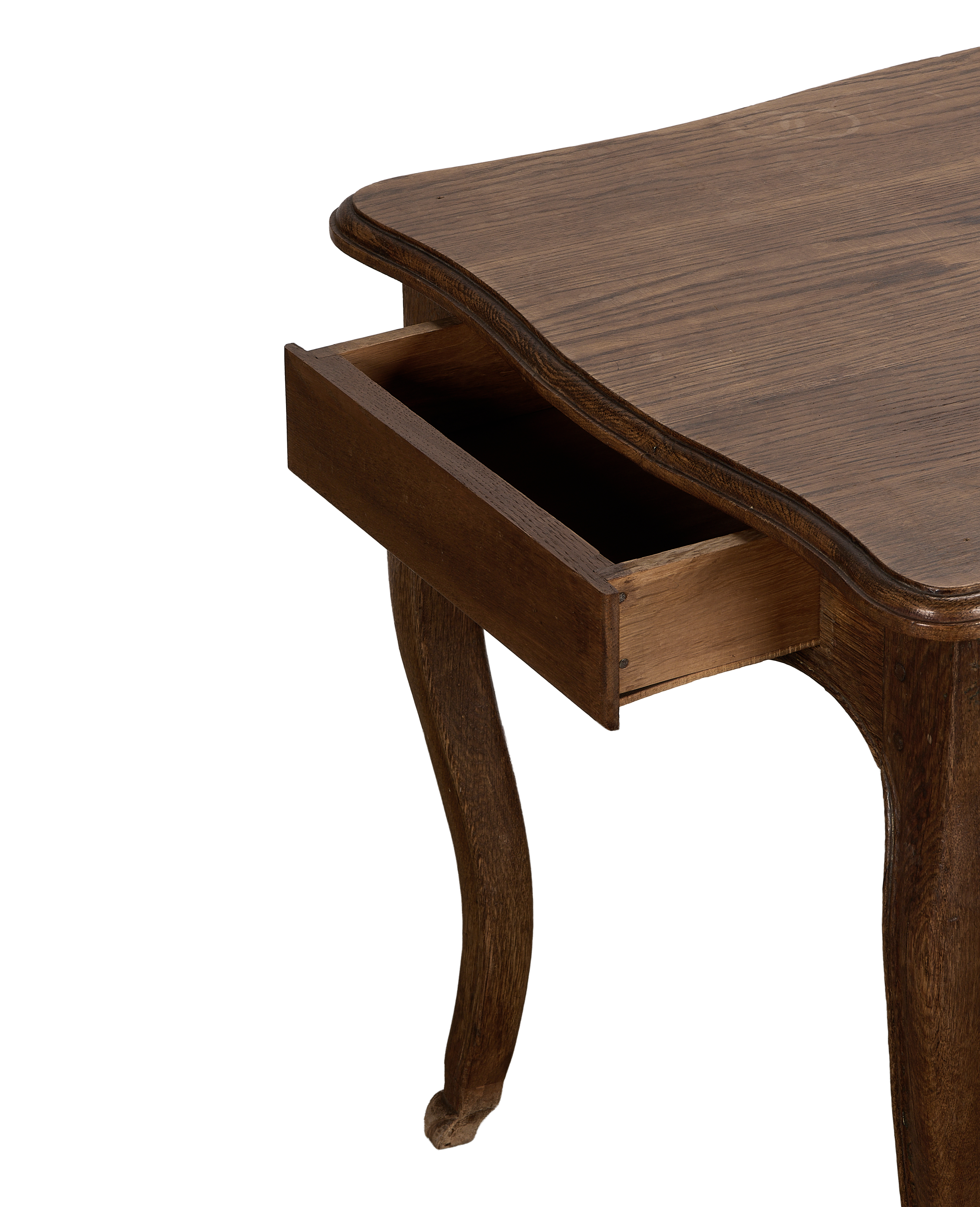 Olive Ateliers - Scallop Edge Table
