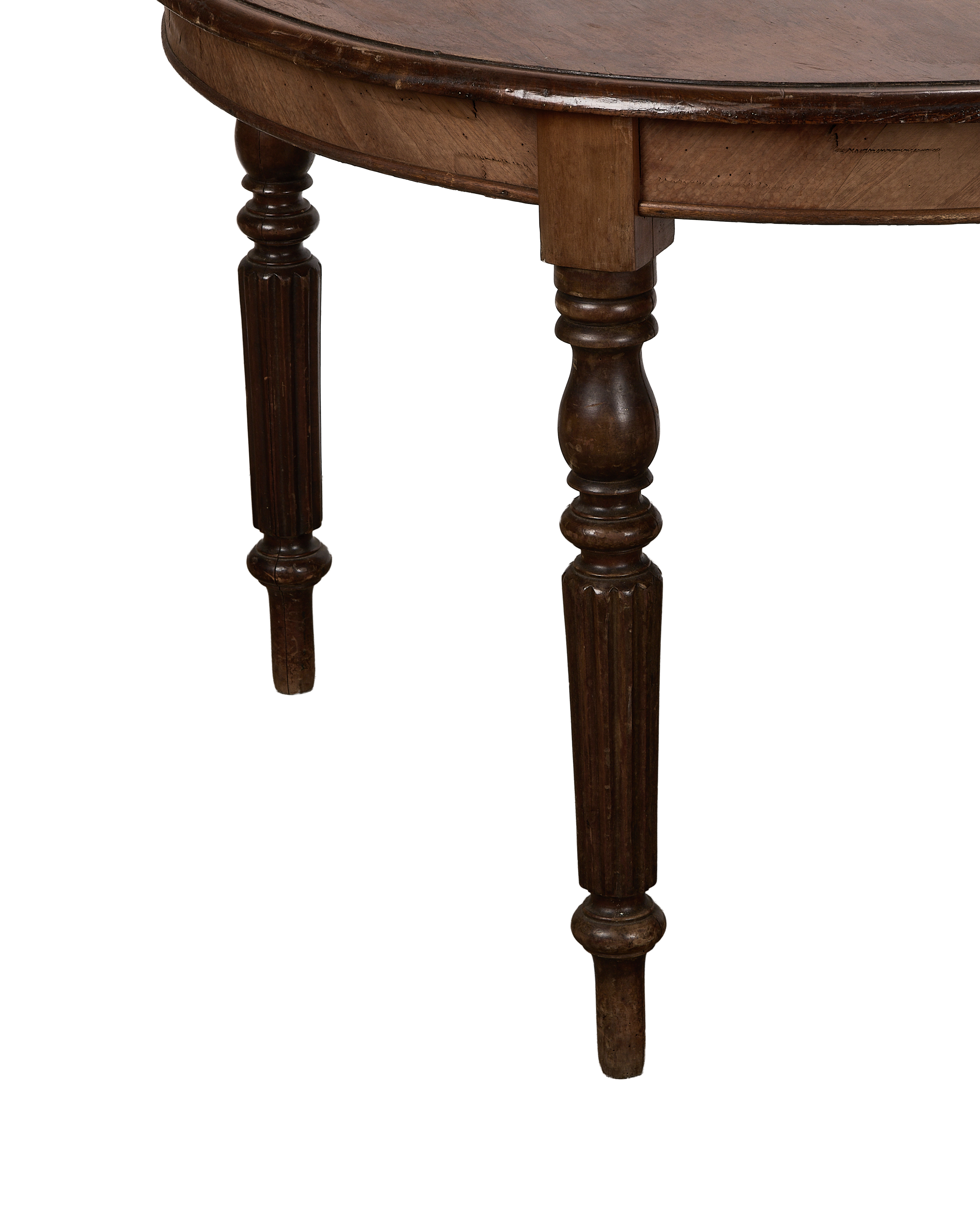 Olive Ateliers - Round Dining Table