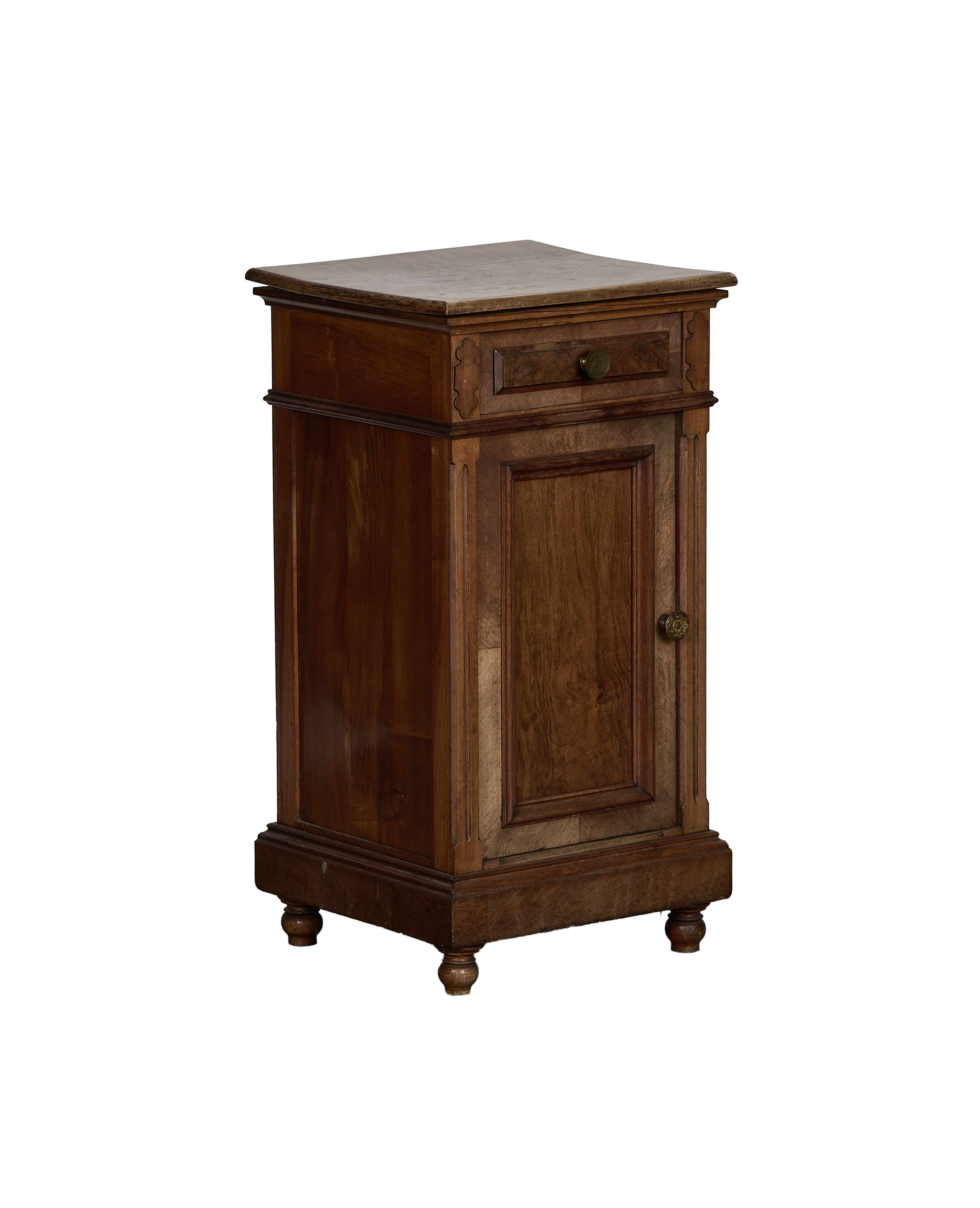 Olive Ateliers - Wood Nightstand