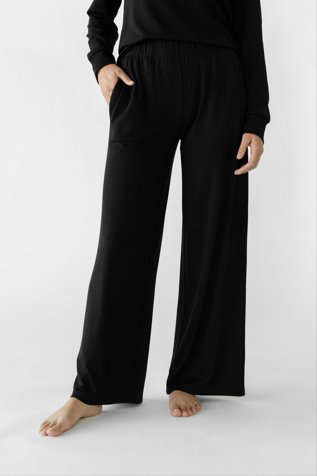 Cozy Earth - Women's Brushed Bamboo Wide Leg Pull On Pant & Pullover Crew Set