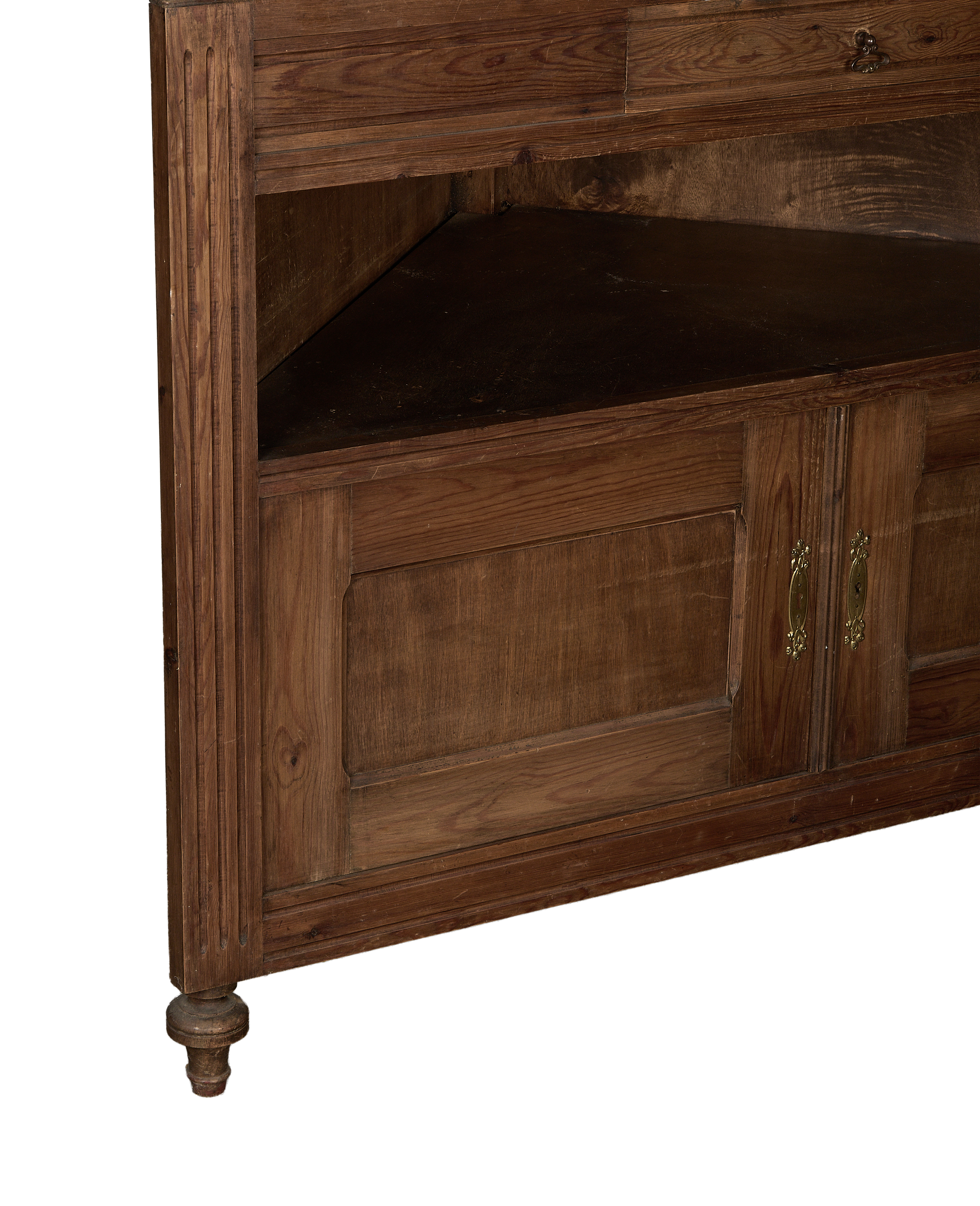 Olive Ateliers - Corner Cabinet