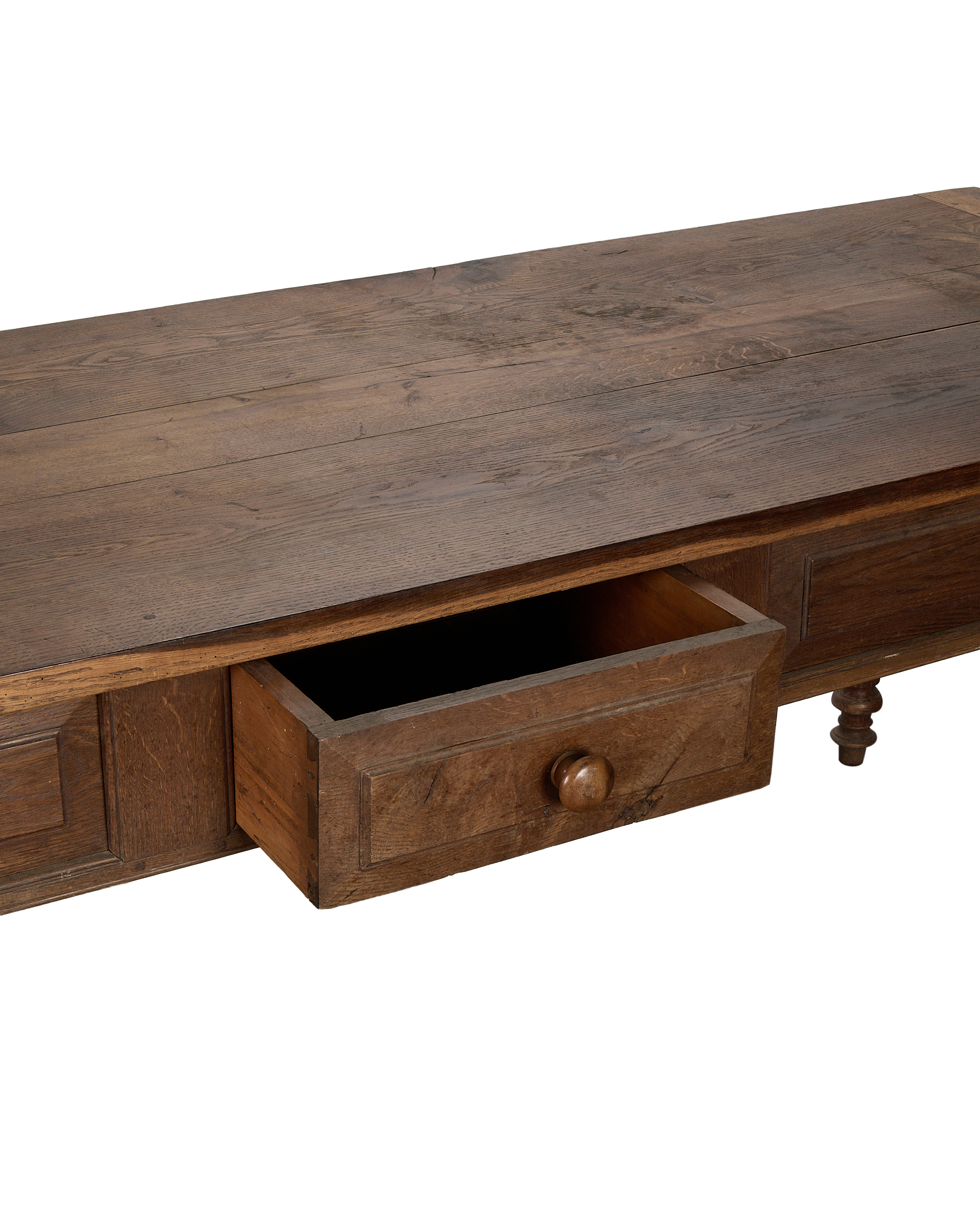 Olive Ateliers - Draper's Table