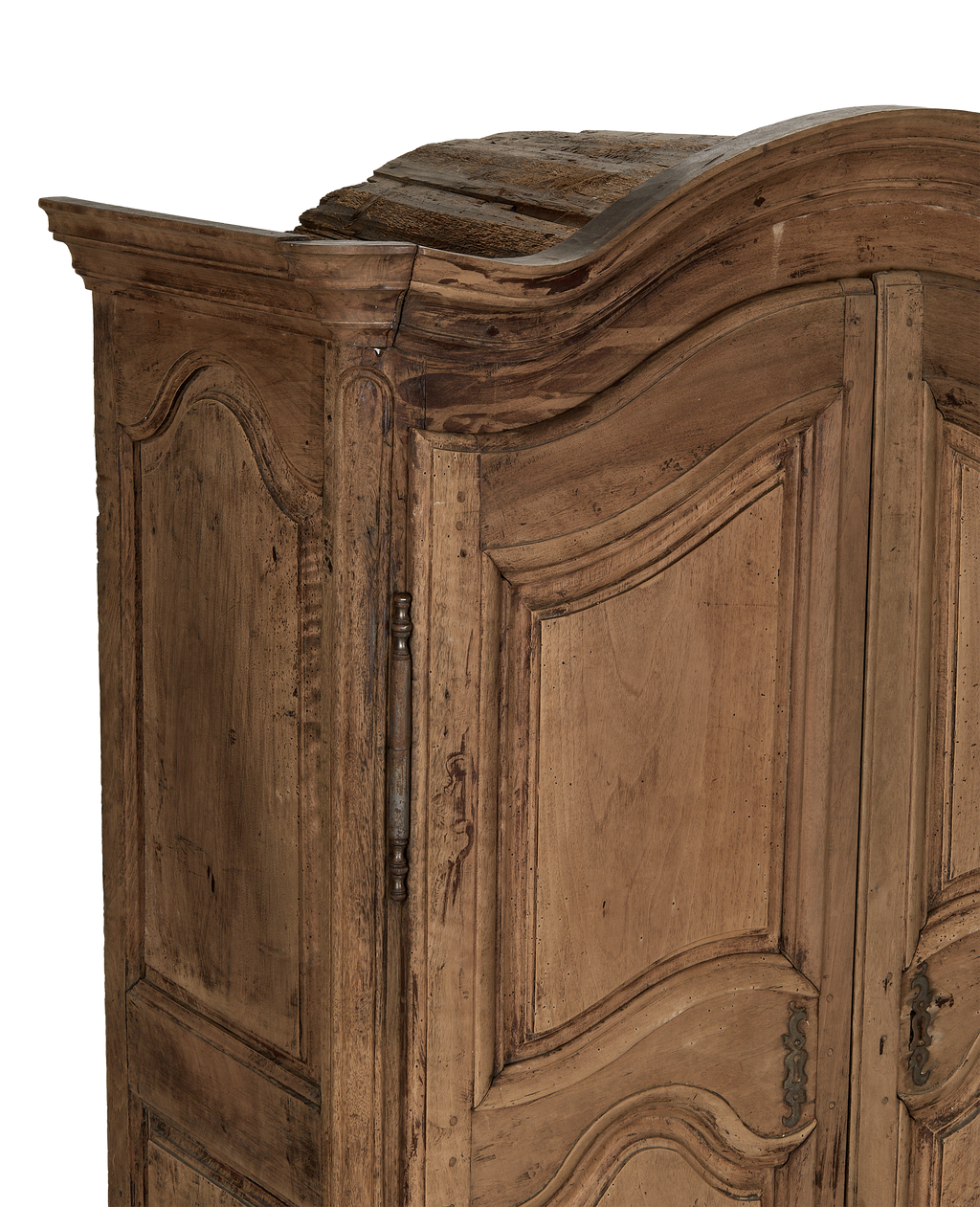 Olive Ateliers - 18th Century Armoire