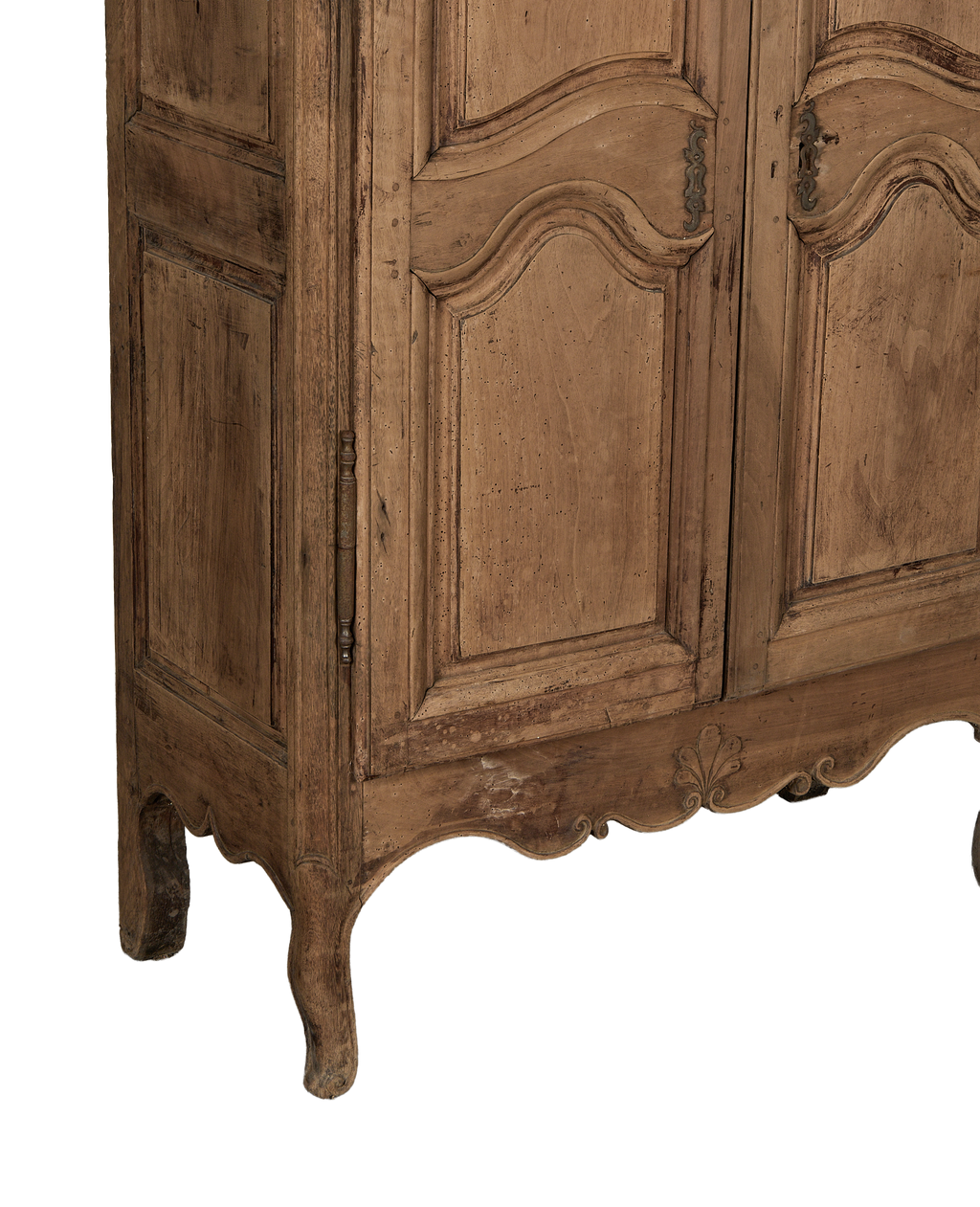 Olive Ateliers - 18th Century Armoire