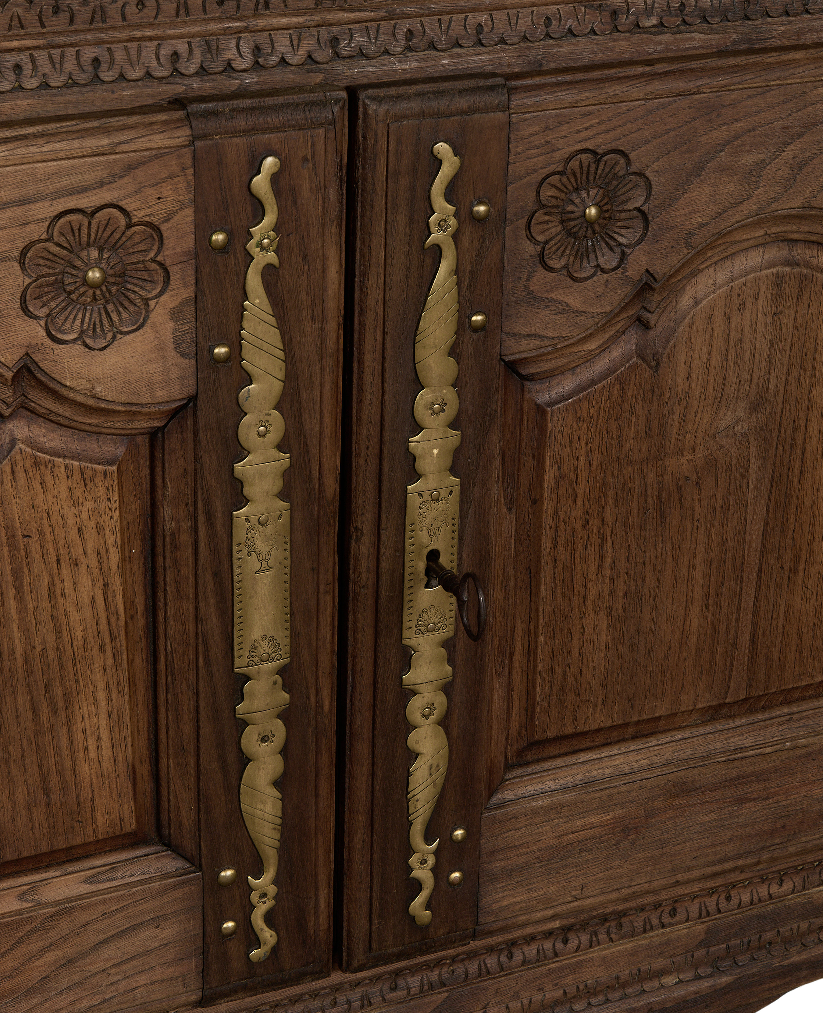 Olive Ateliers - Wood Sideboard