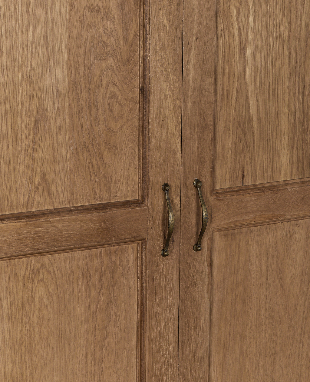 Olive Ateliers - Claude Cabinet - Natural Oak