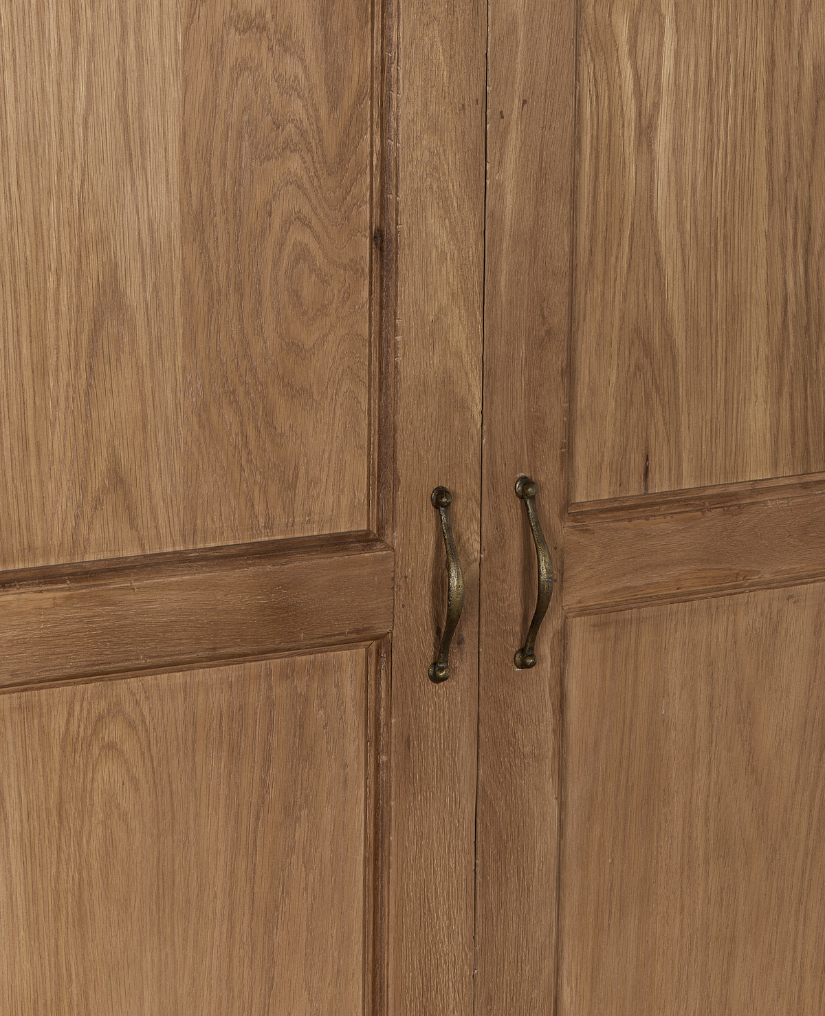 Olive Ateliers - Claude Cabinet - Natural Oak