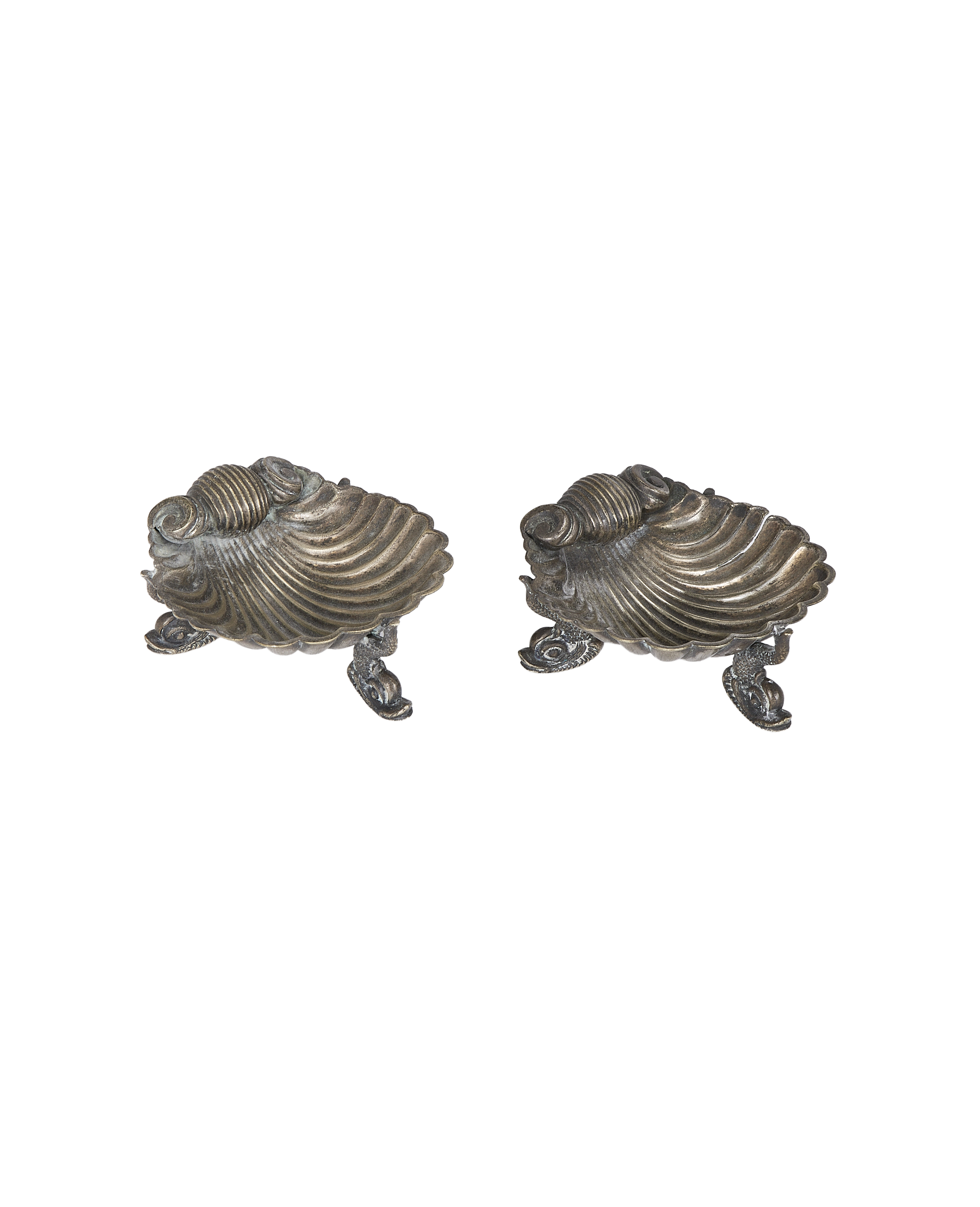 Olive Ateliers - Brash Shells Ashtray - Set of 2