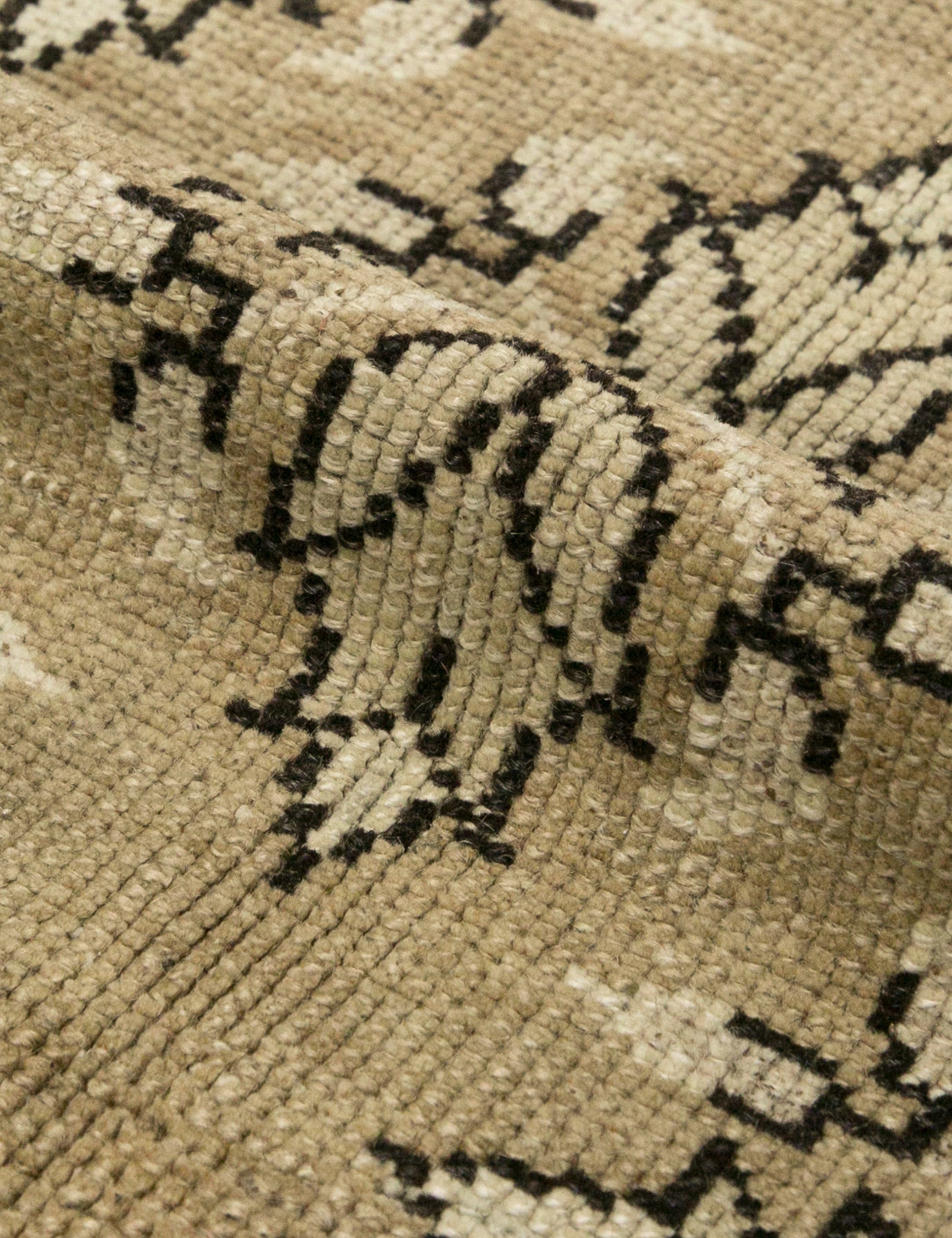 Lulu and Georgia - Vintage Turkish Hand - Knotted Wool Rug No. 370, 5'1" x 7'4"
