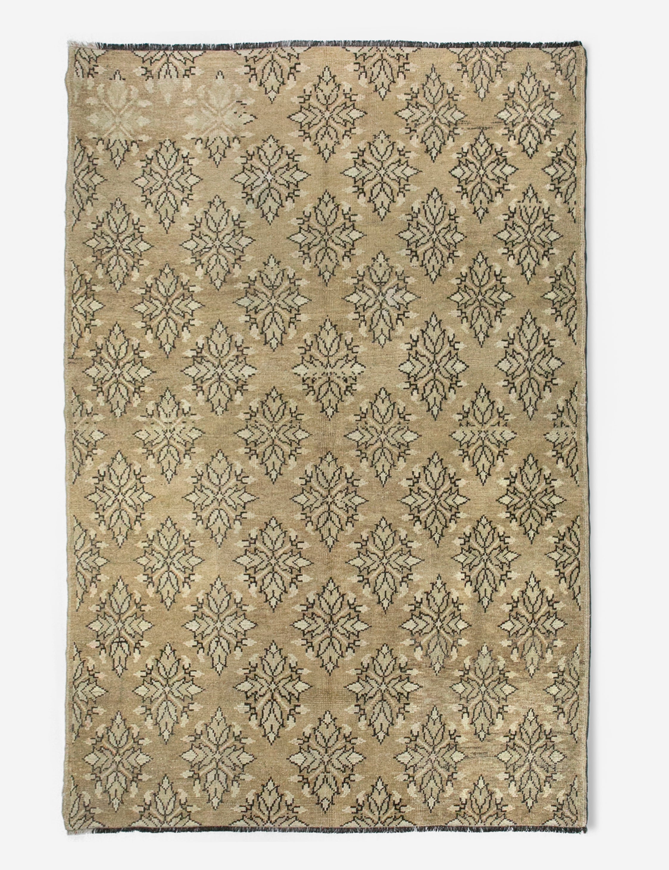 Lulu and Georgia - Vintage Turkish Hand - Knotted Wool Rug No. 370, 5'1" x 7'4"