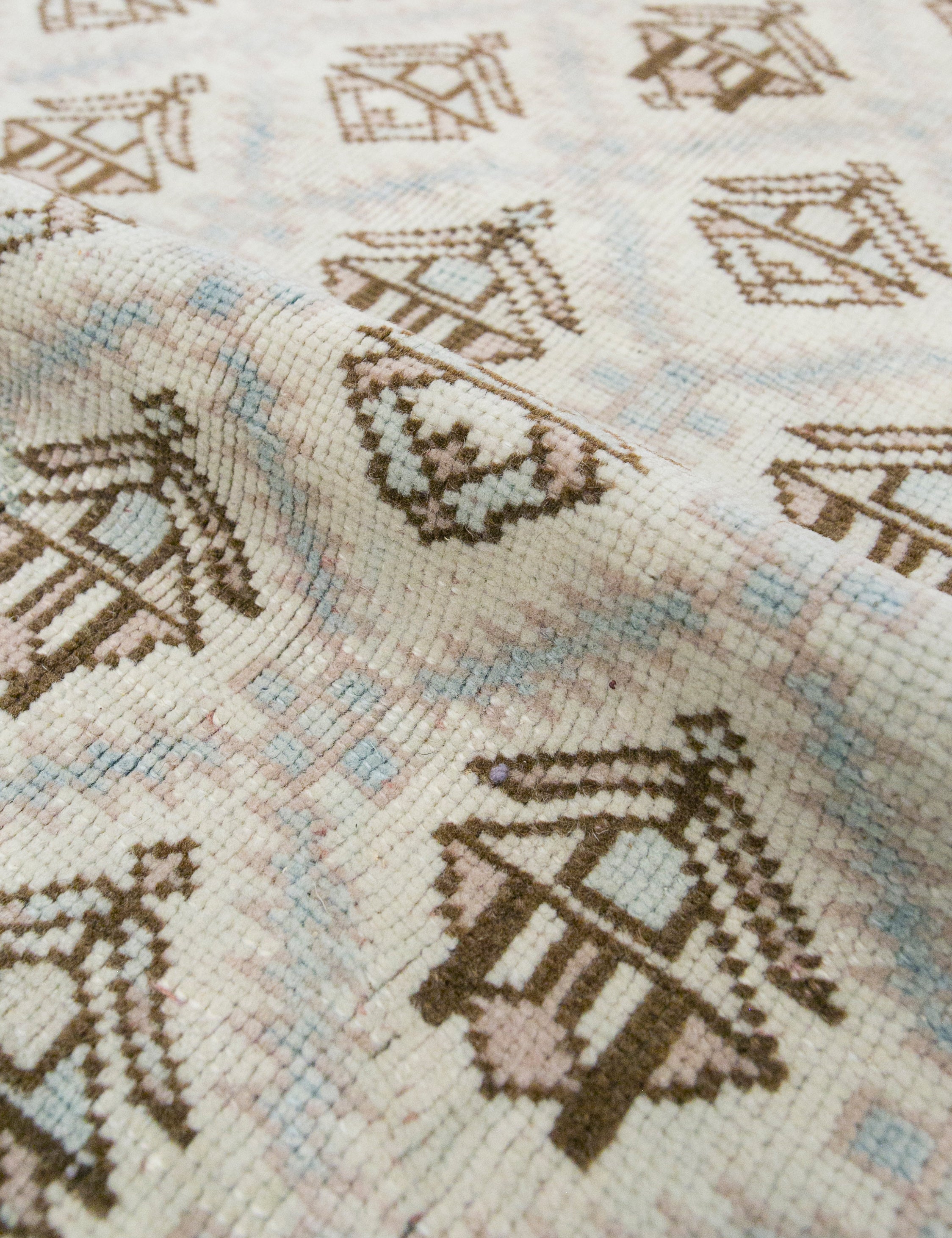 Lulu and Georgia - Vintage Turkish Hand - Knotted Wool Rug No. 372, 5'11" x 8'9"