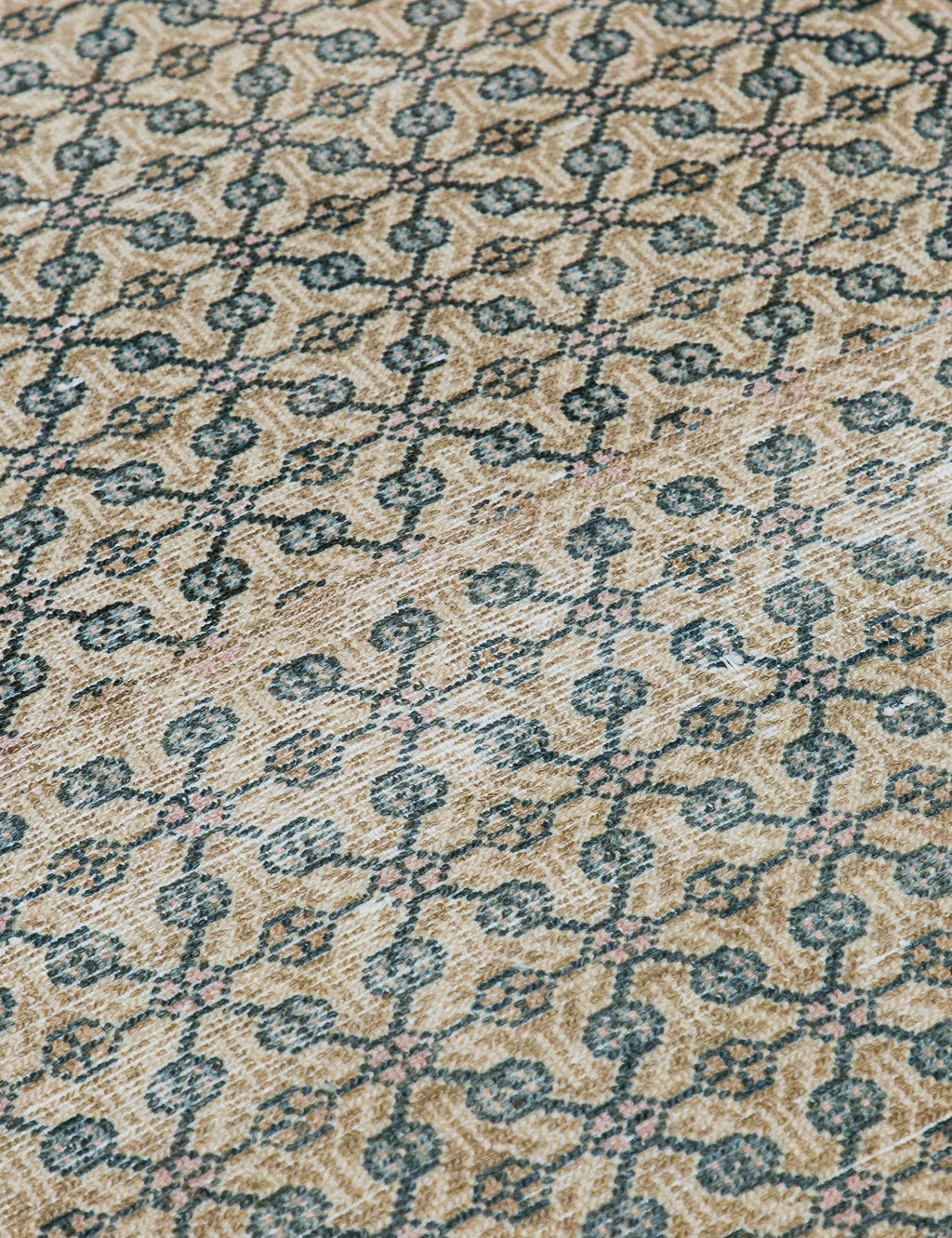Lulu and Georgia - Vintage Turkish Hand - Knotted Wool Rug No. 449, 3'10" x 6'7"