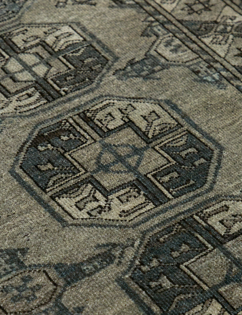 Lulu and Georgia - Vintage Turkish Hand - Knotted Wool Rug No. 460, 4'6" x 5'2"