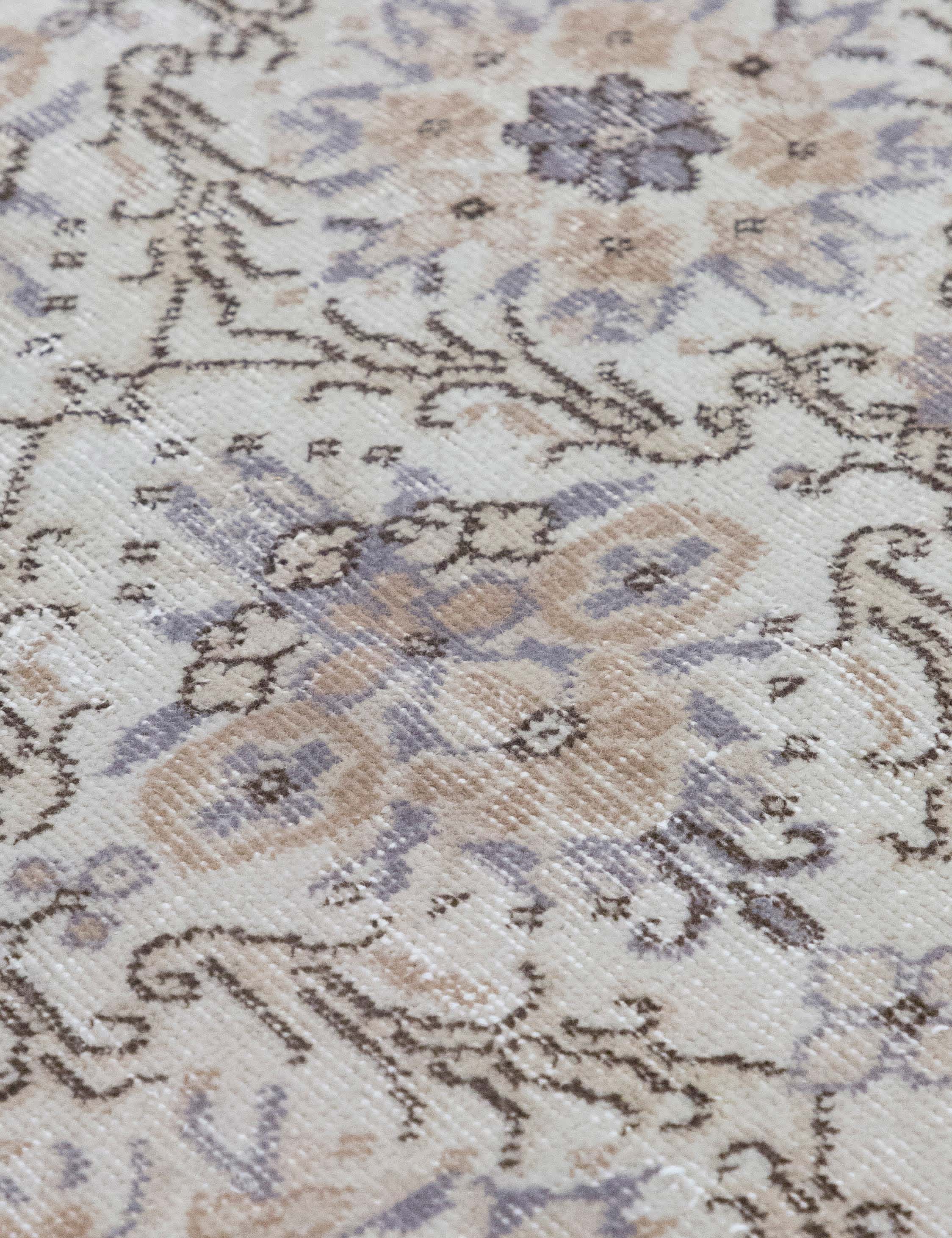 Lulu and Georgia - Vintage Turkish Hand - Knotted Wool Rug No. 596, 3'11" x 7'1"