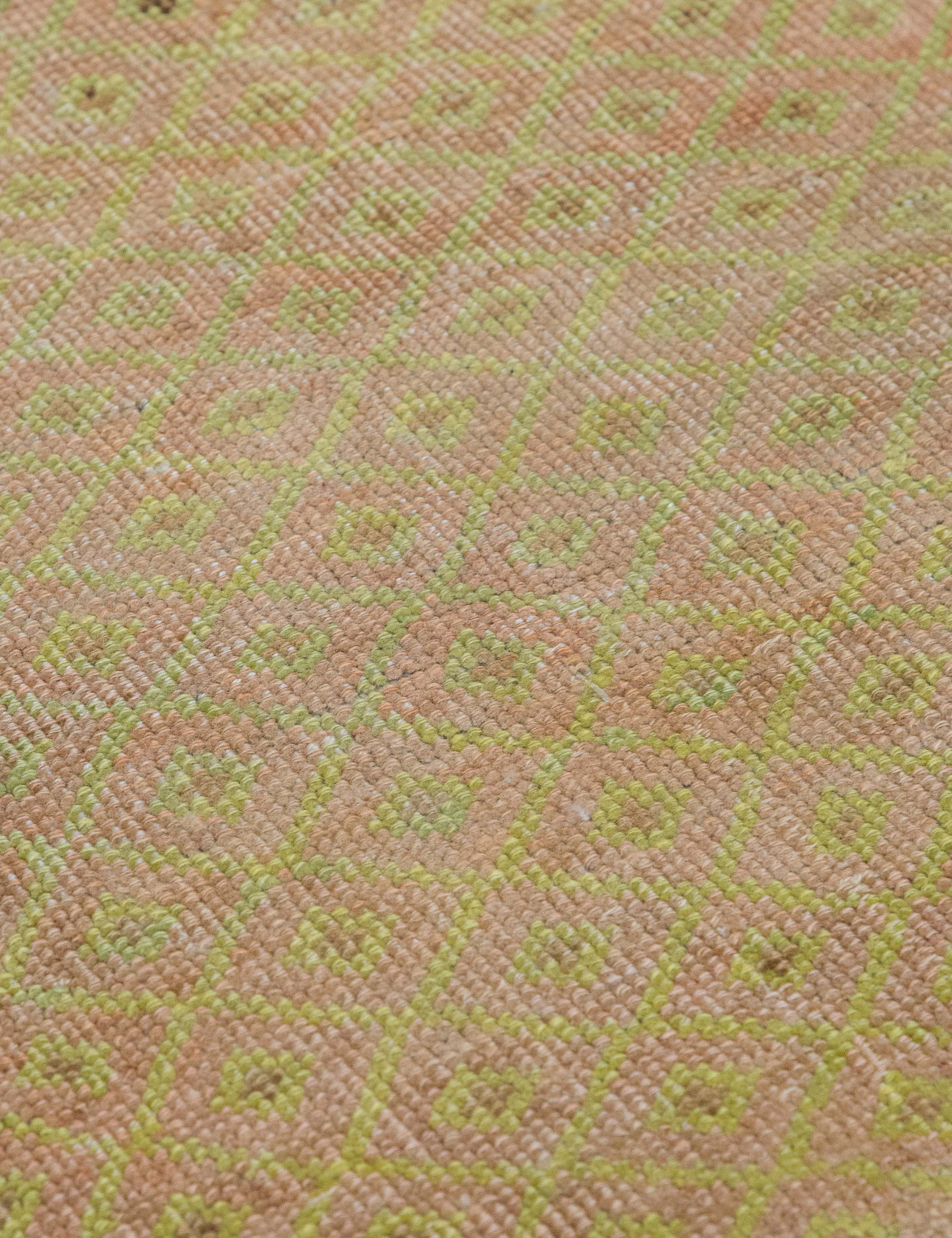 Lulu and Georgia - Vintage Turkish Hand - Knotted Wool Rug No. 602, 6'9" x 9'9"