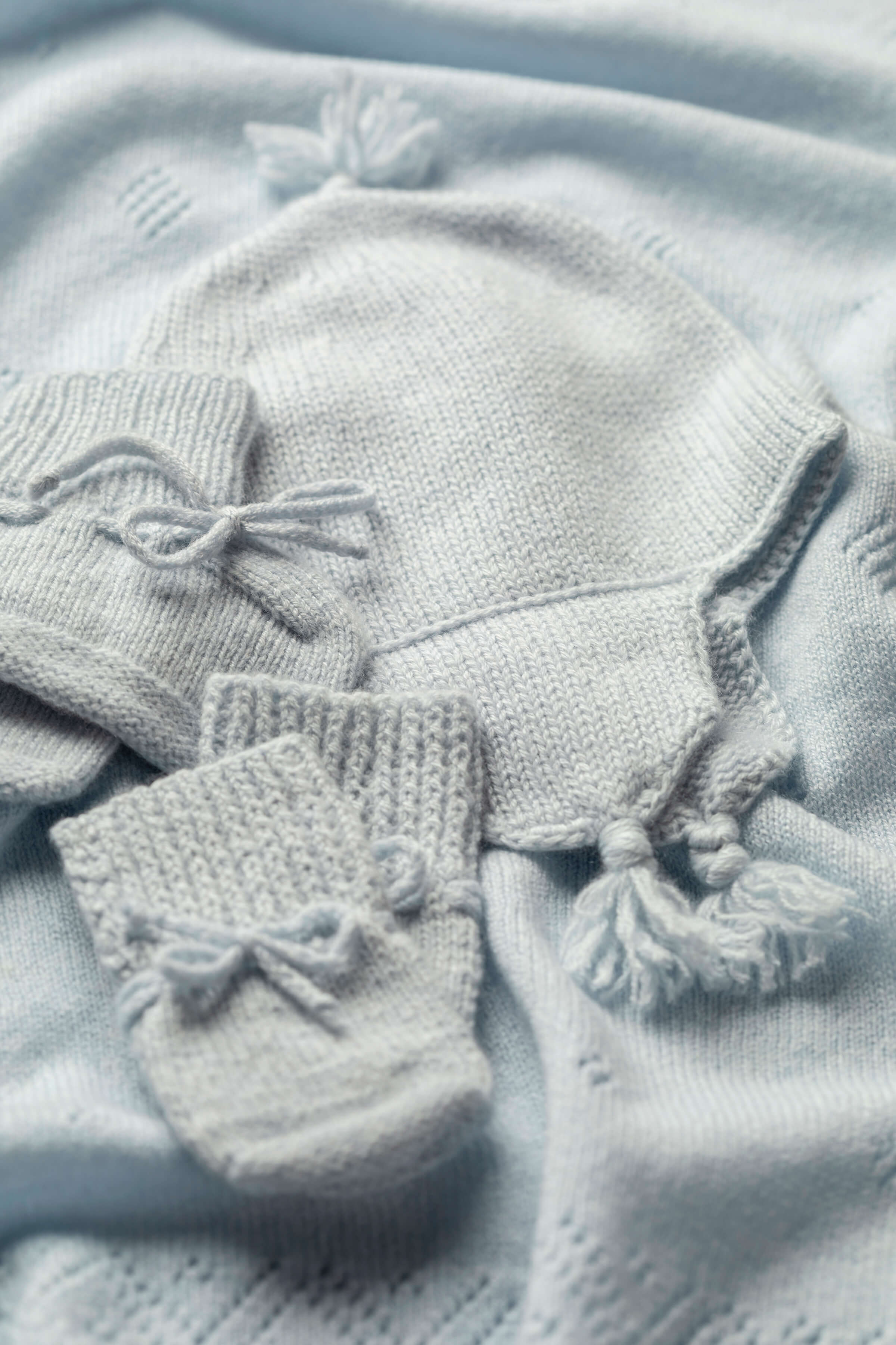 Johnstons of Elgin - Baby's Blue Cashmere Gift Set