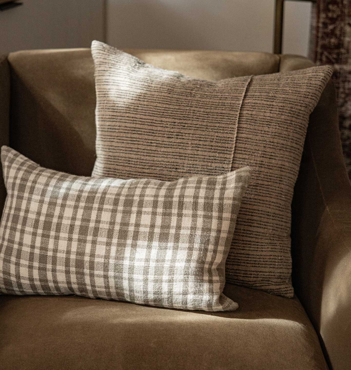 Amber Interiors - Wynn Pillow