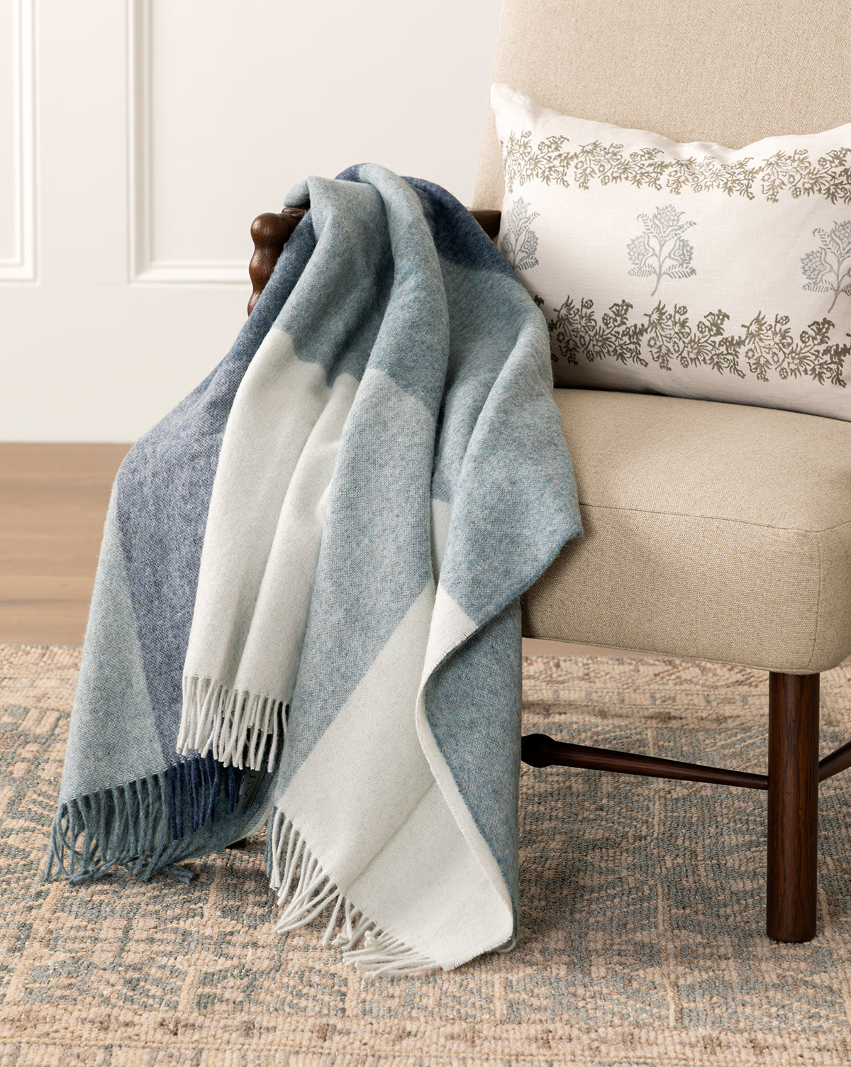 McGee & Co - Abner Throw