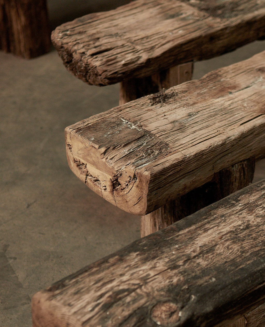 Olive Ateliers - Acacia Wood Bench