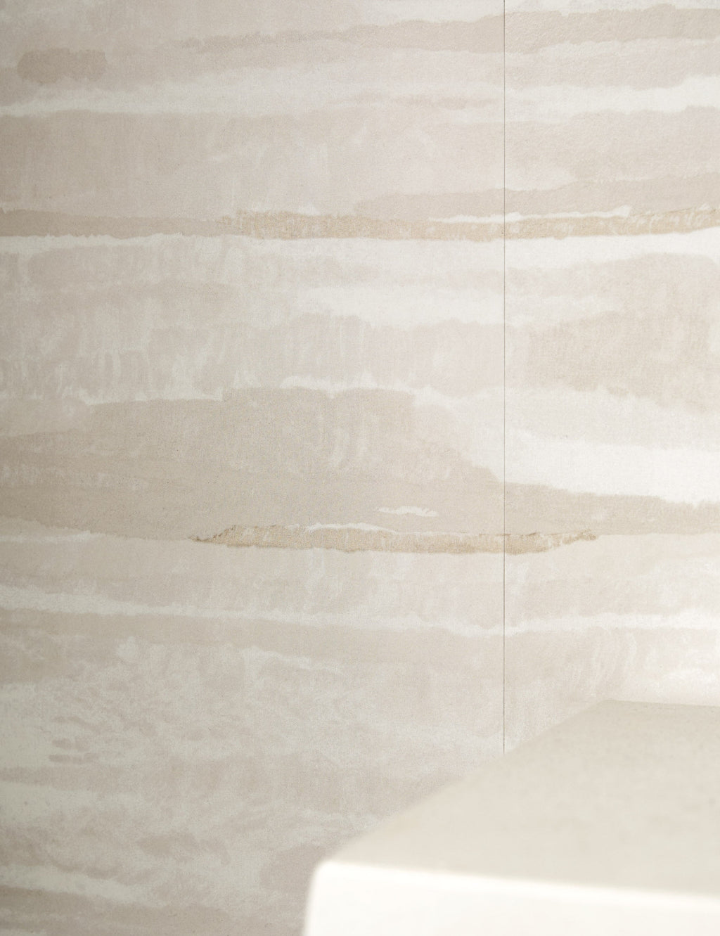 Lulu and Georgia - Alucia Wallpaper