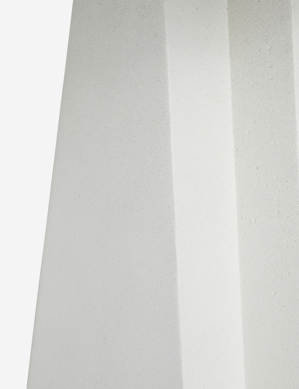 Lulu and Georgia - Avila Indoor / Outdoor Round Dining Table