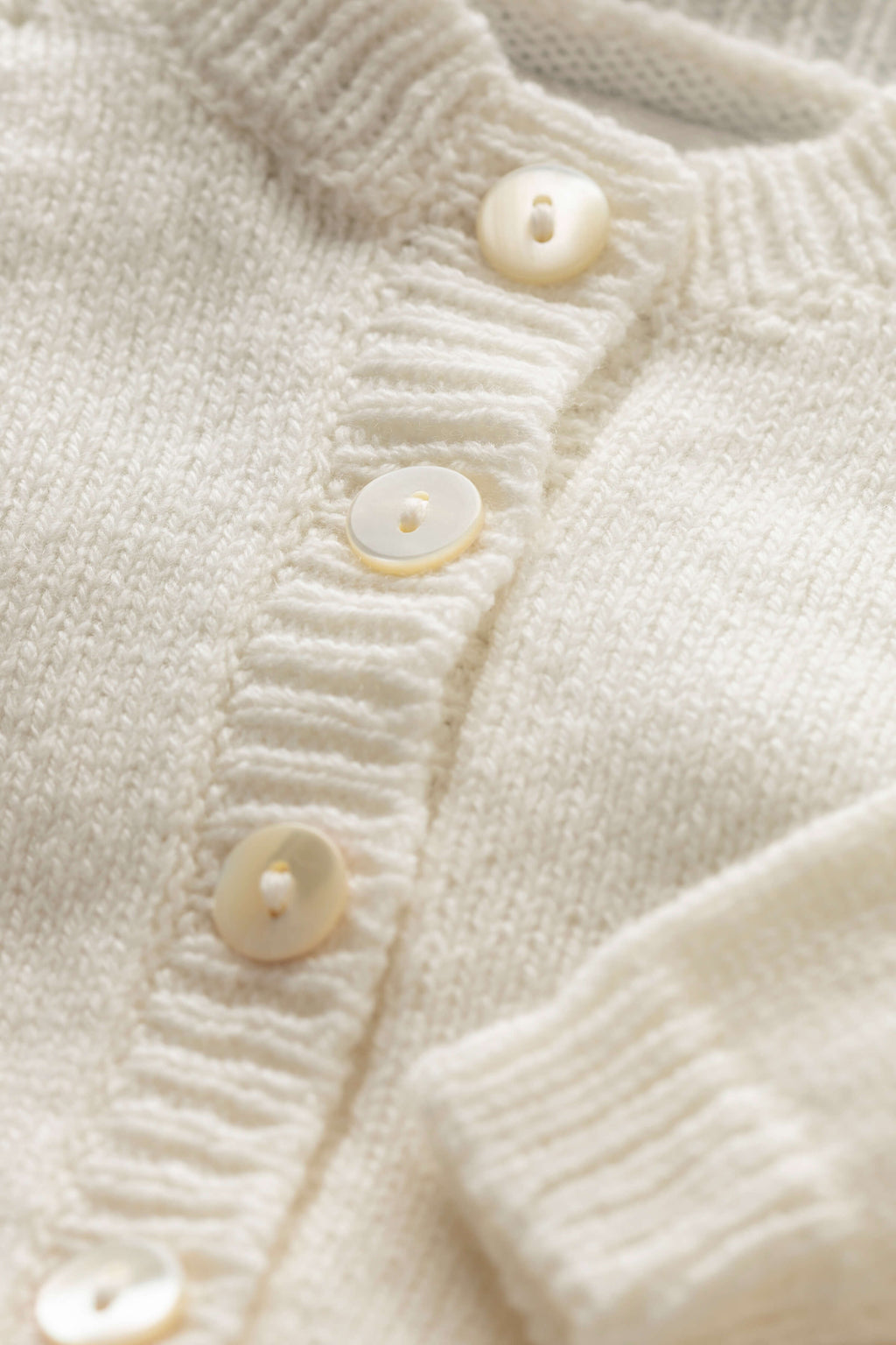 Johnstons of Elgin - Baby's White Cashmere Cardigan Gift Set