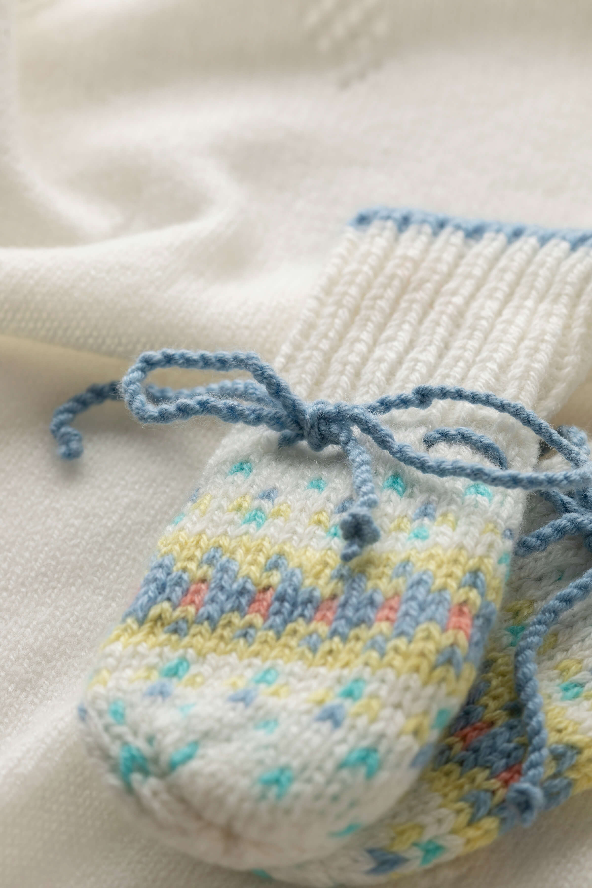 Johnstons of Elgin - Blue Cashmere Fairisle Baby Mittens