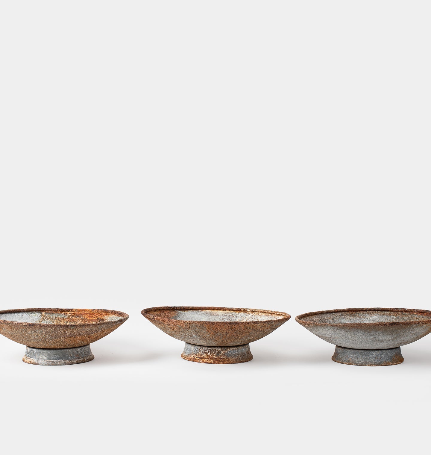 Amber Interiors - European Saucer Planter