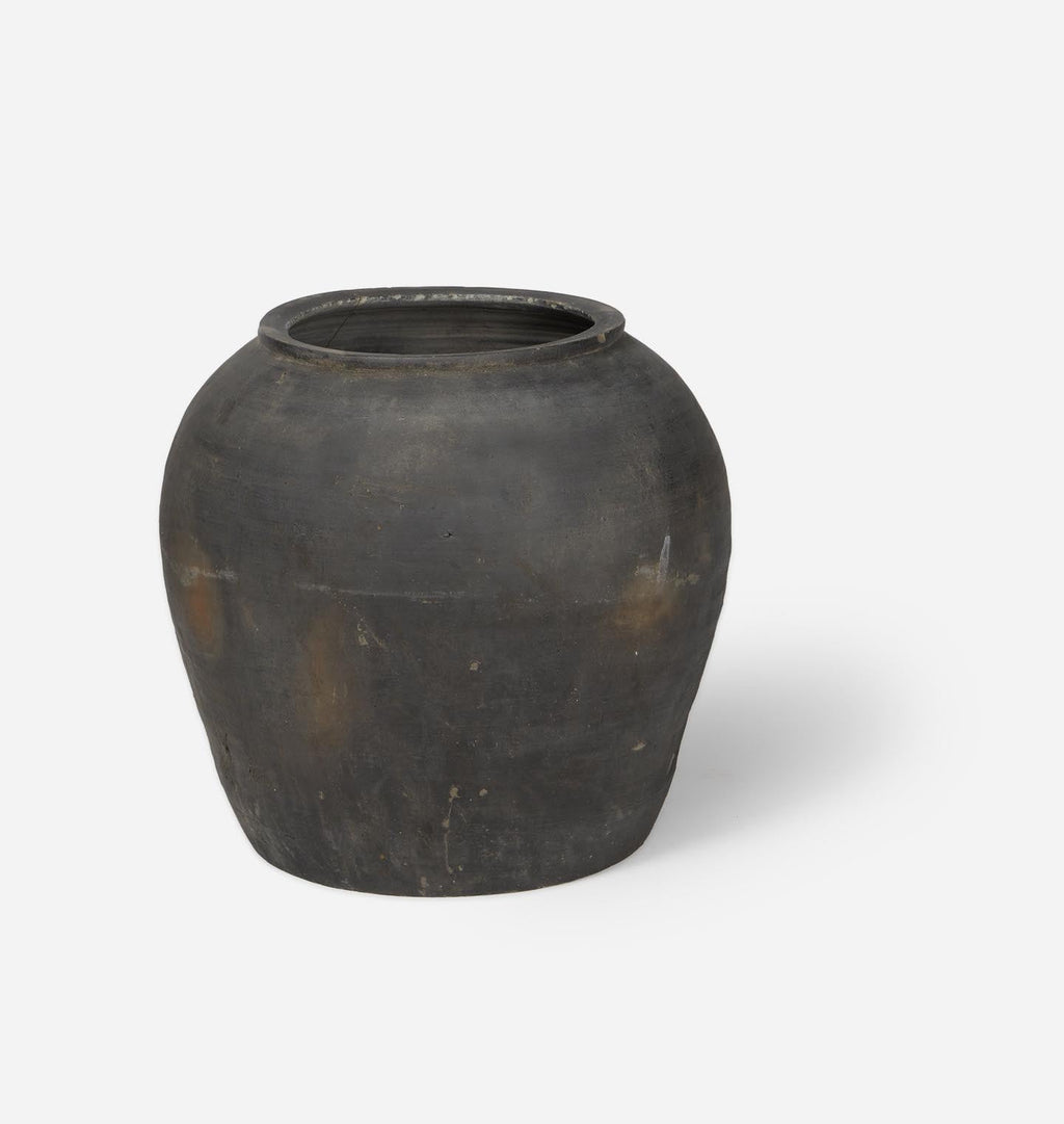 Amber Interiors - Delun Clay Vessel