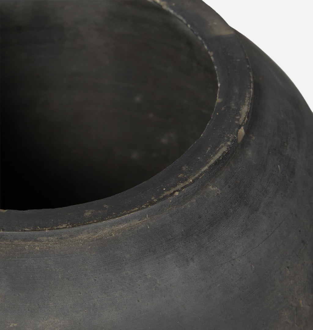 Amber Interiors - Delun Clay Vessel