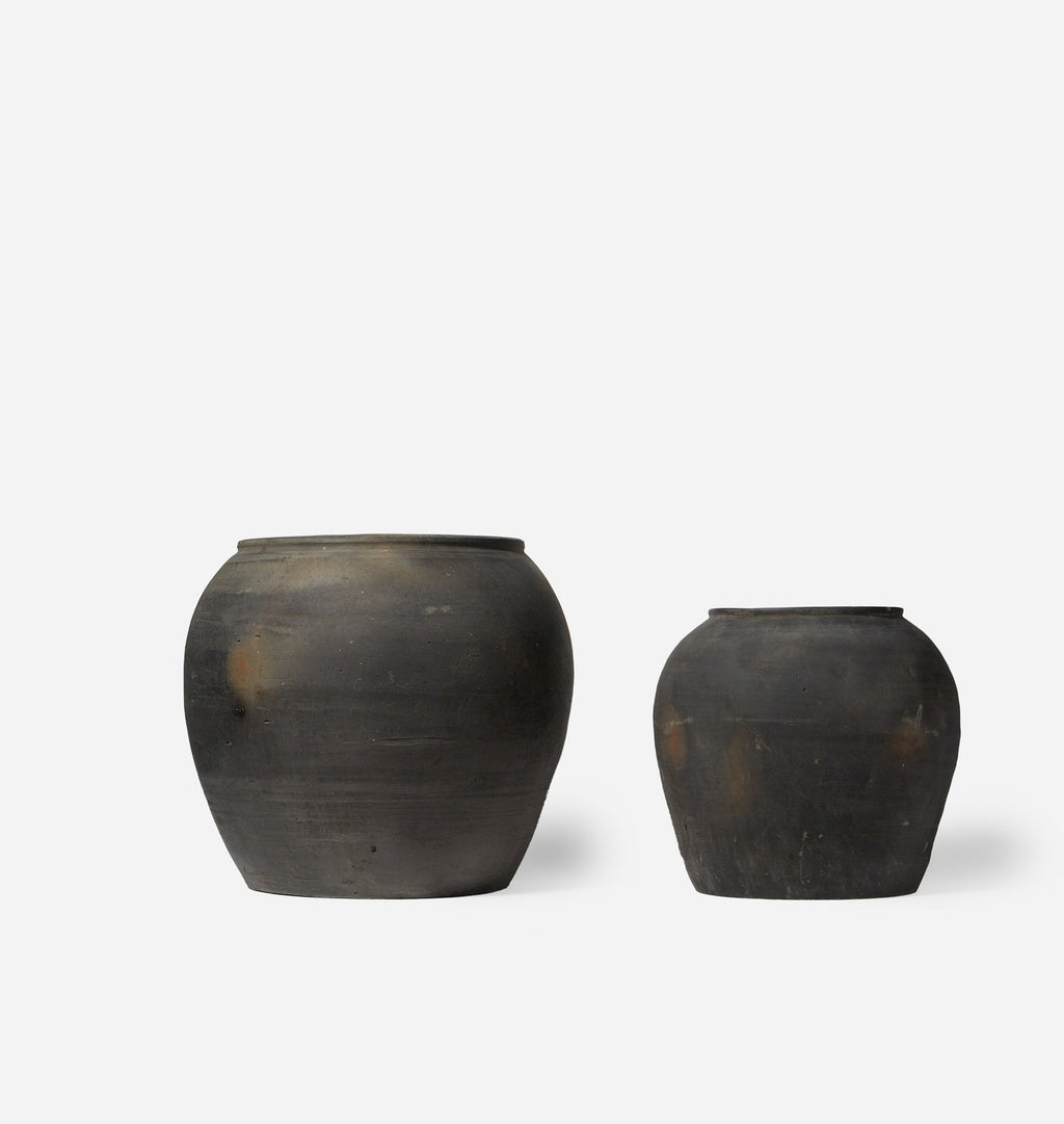 Amber Interiors - Delun Clay Vessel