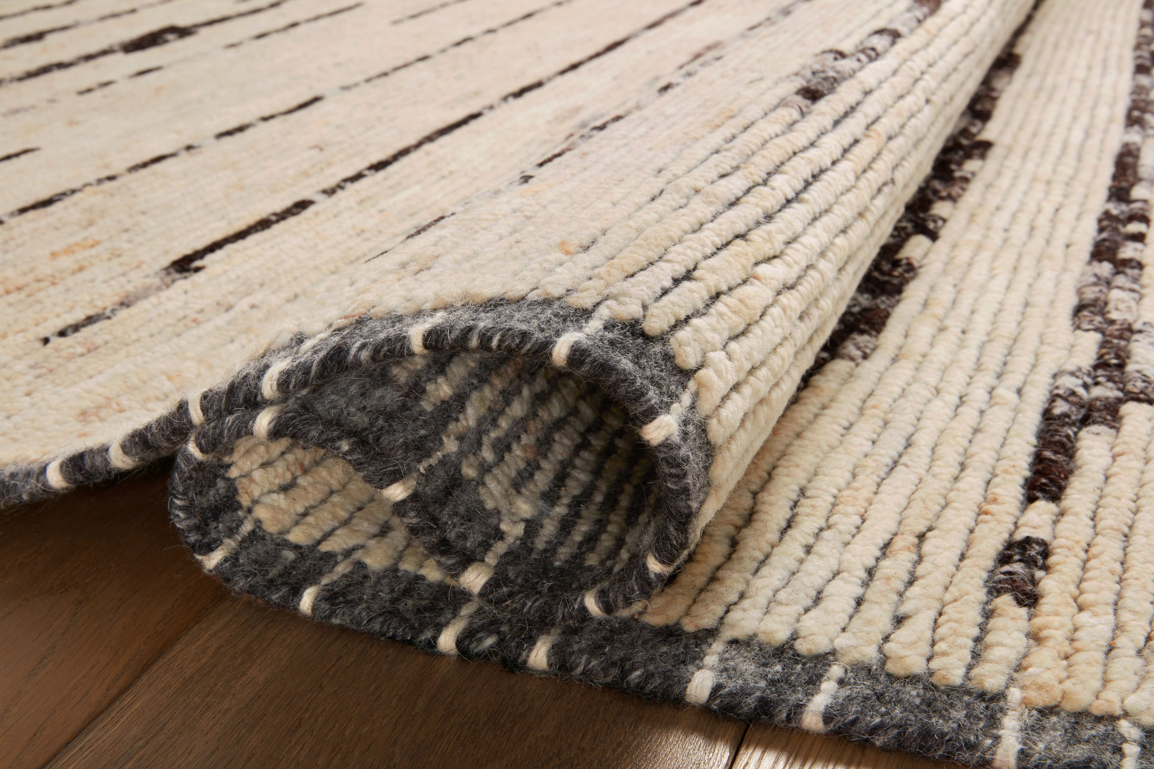 Amber Interiors - Briyana BRI - 04 Natural / Black Area Rug