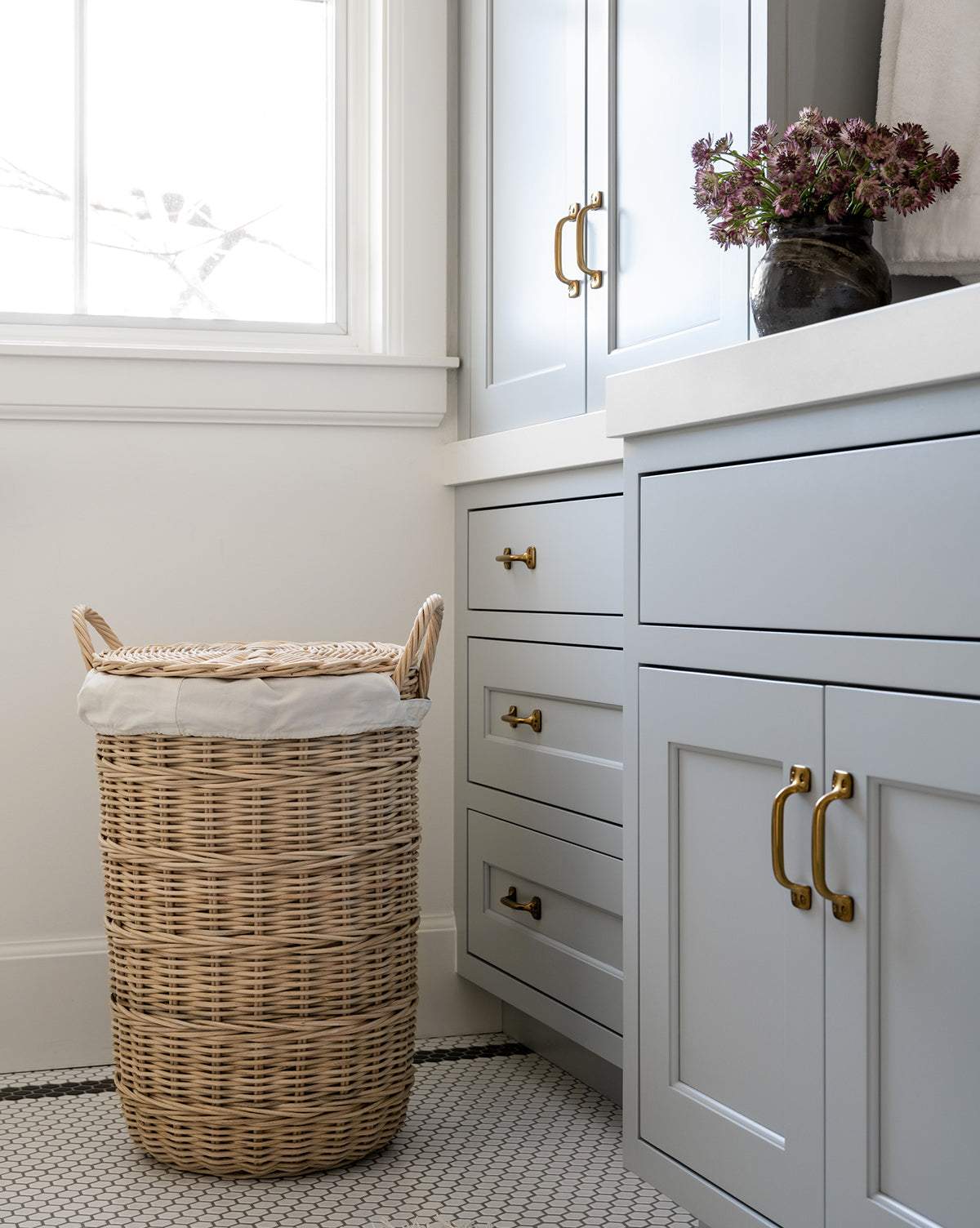 McGee & Co - Rattan Lidded Laundry Bin