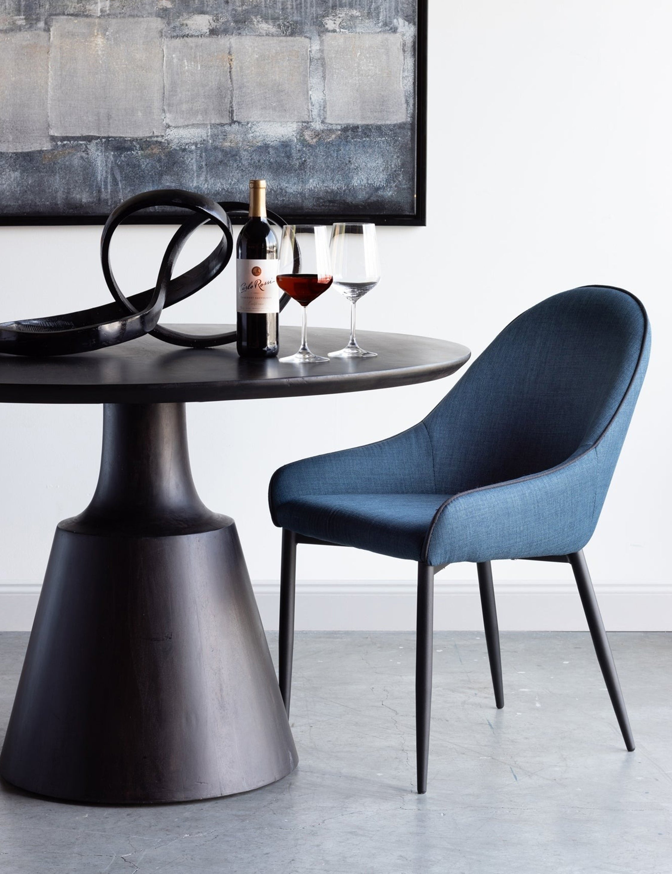 Lulu and Georgia - Belize Round Dining Table