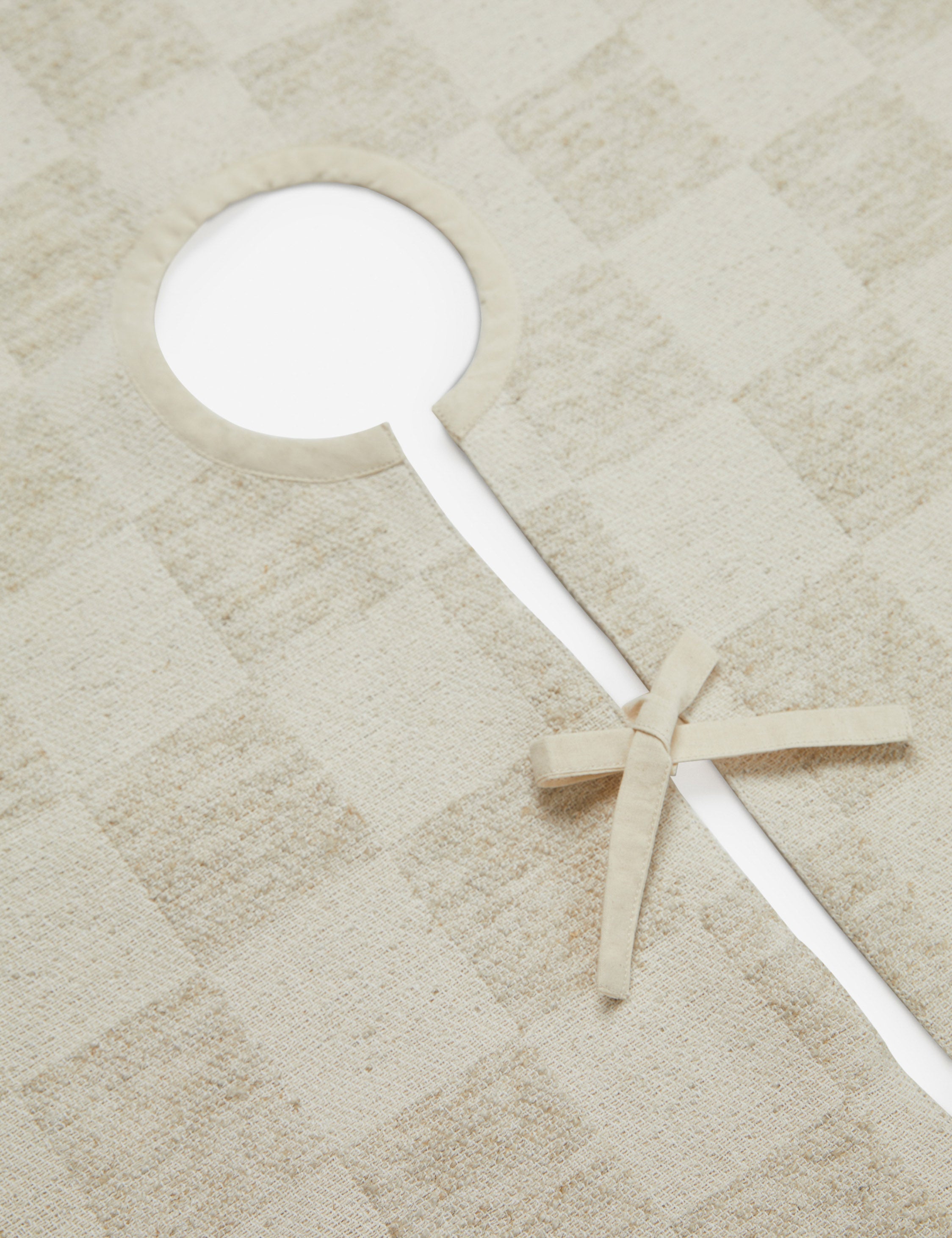 Lulu and Georgia - Bronson Tree Skirt