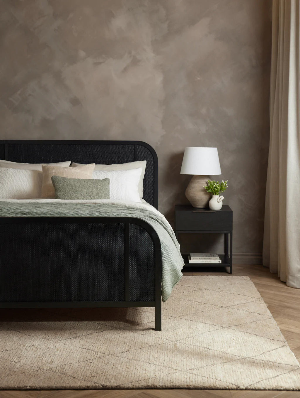 Lulu and Georgia - Afella Hand-Knotted Wool Rug Swatch 18" x 18"