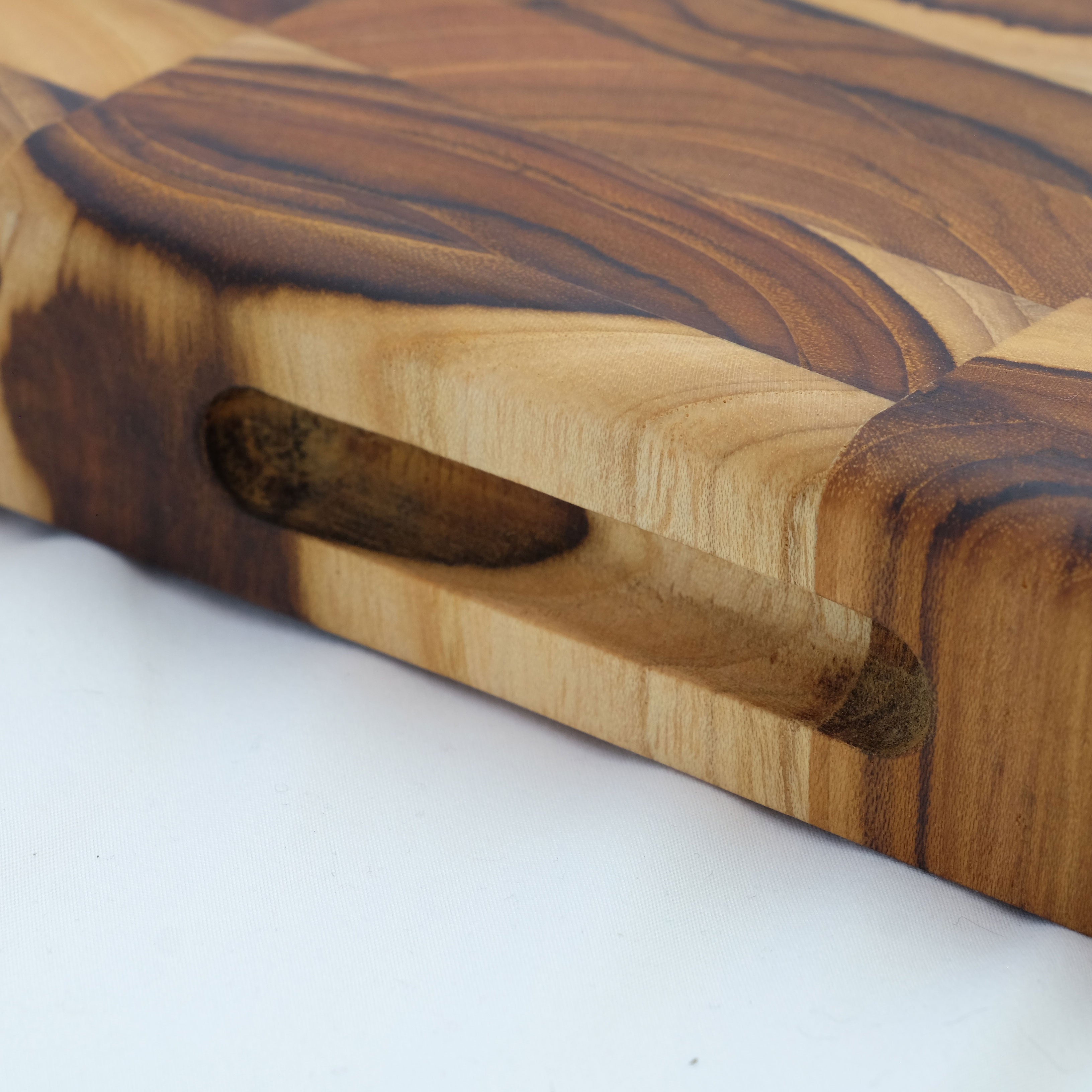 Terra Klay - Butcher Block Cutting Board in Teak Wood