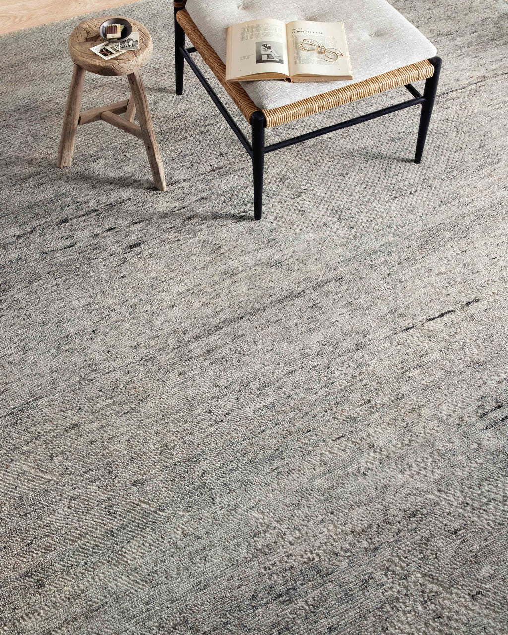Amber Interiors - Collins COI - 03 Pebble / Silver Area Rug