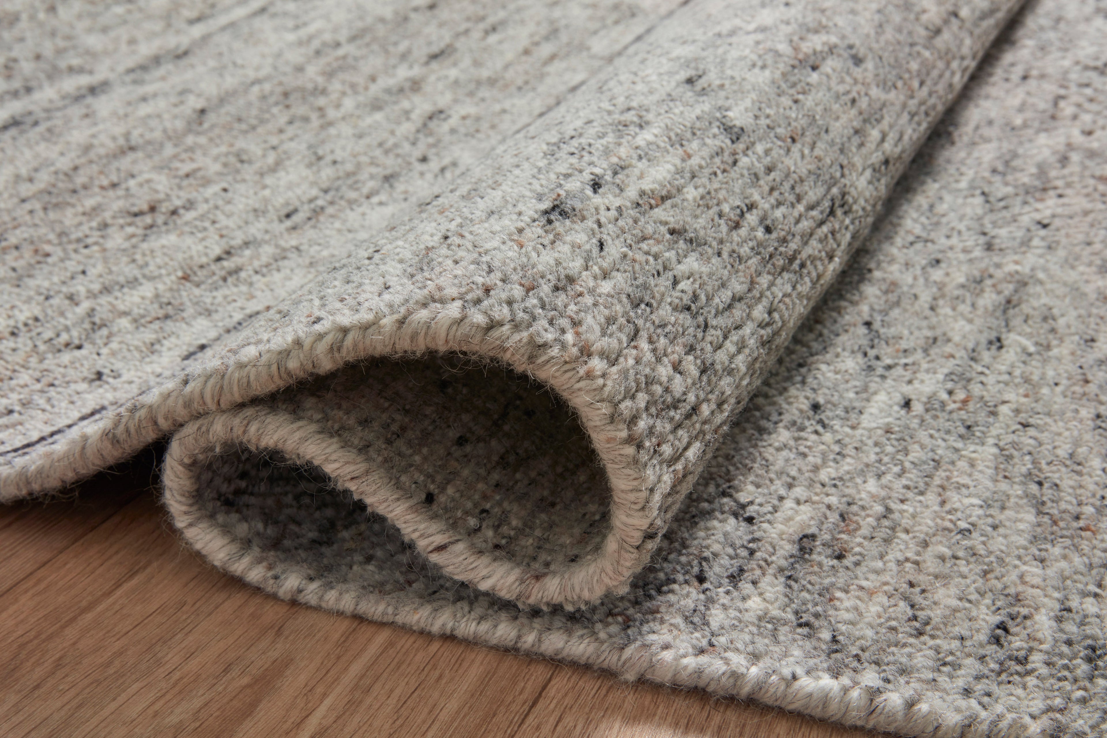 Amber Interiors - Collins COI - 03 Pebble / Silver Area Rug