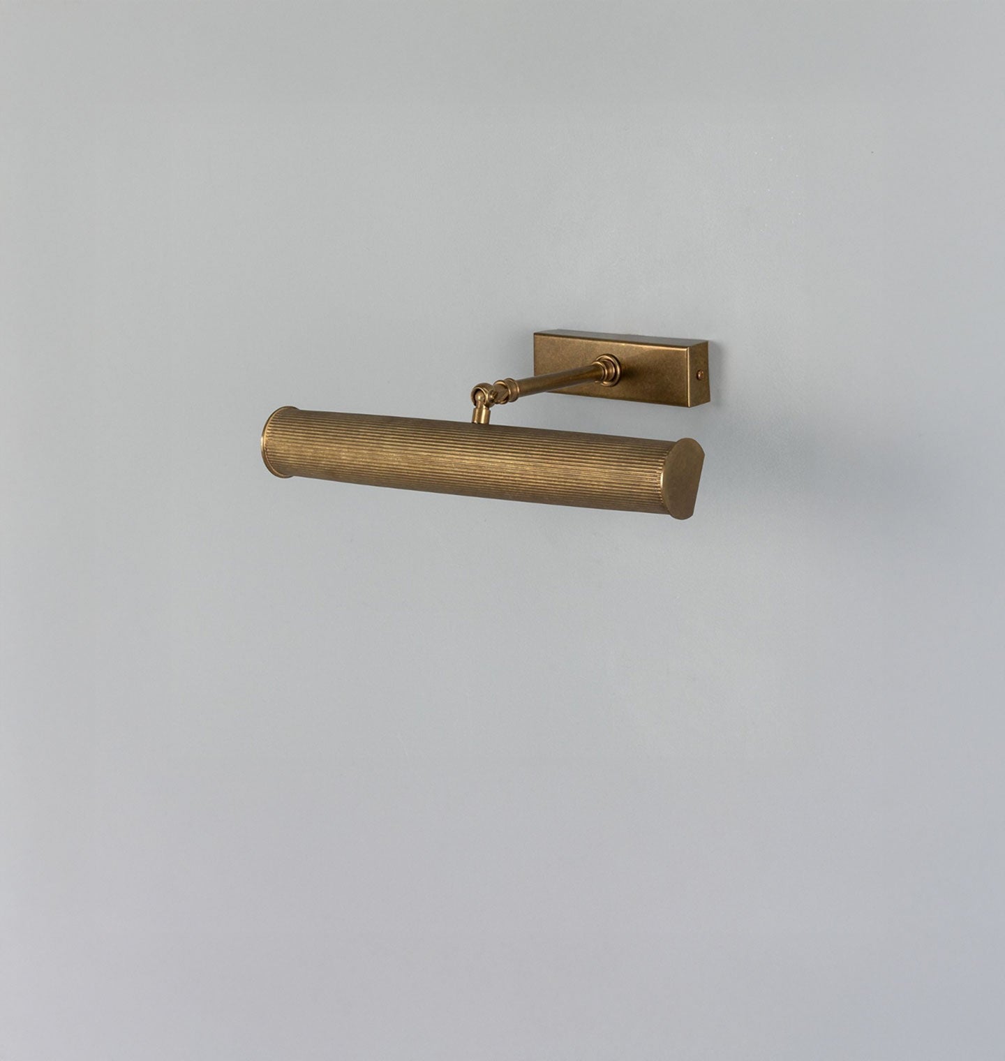 Amber Interiors - Cambridge Picture Light