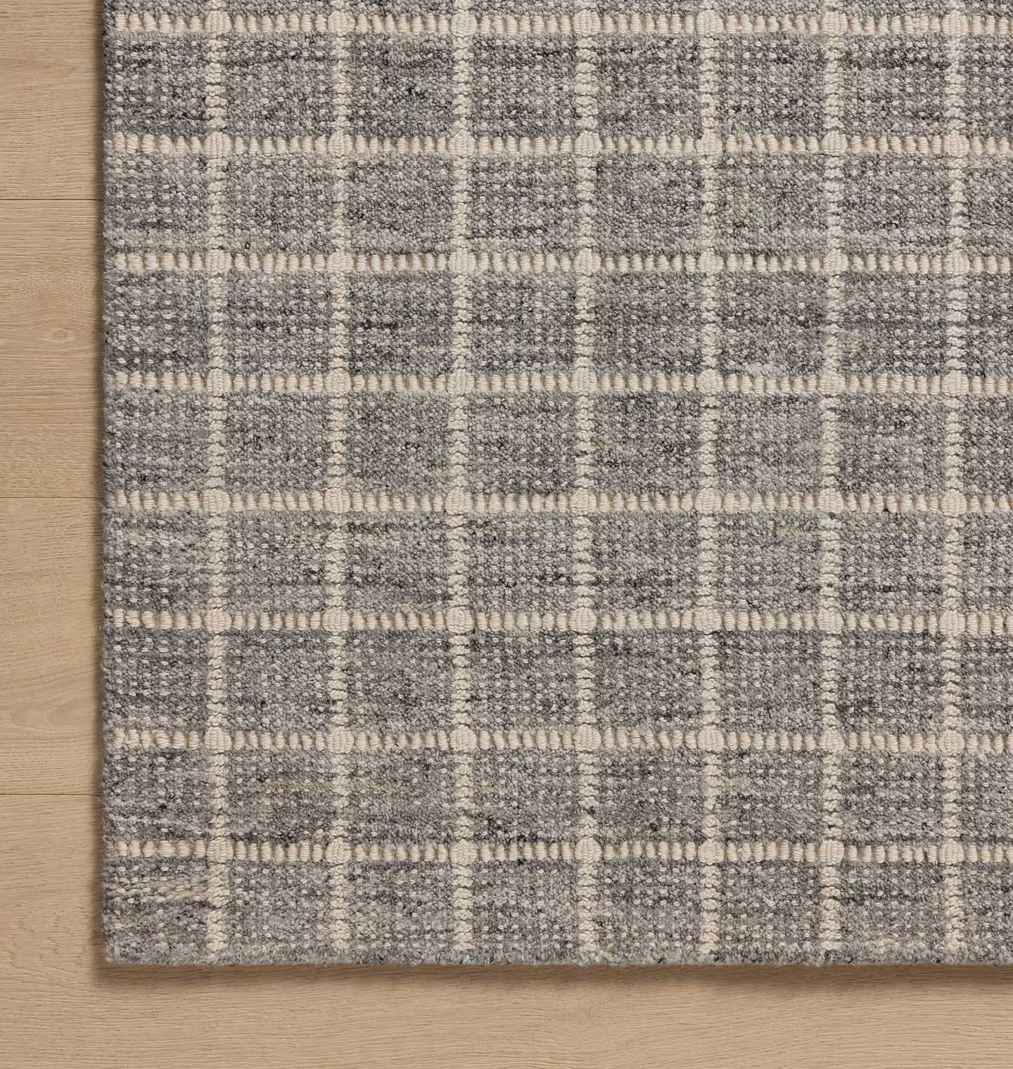 Amber Interiors - Cedar CED - 01 Charcoal / Ivory Area Rug
