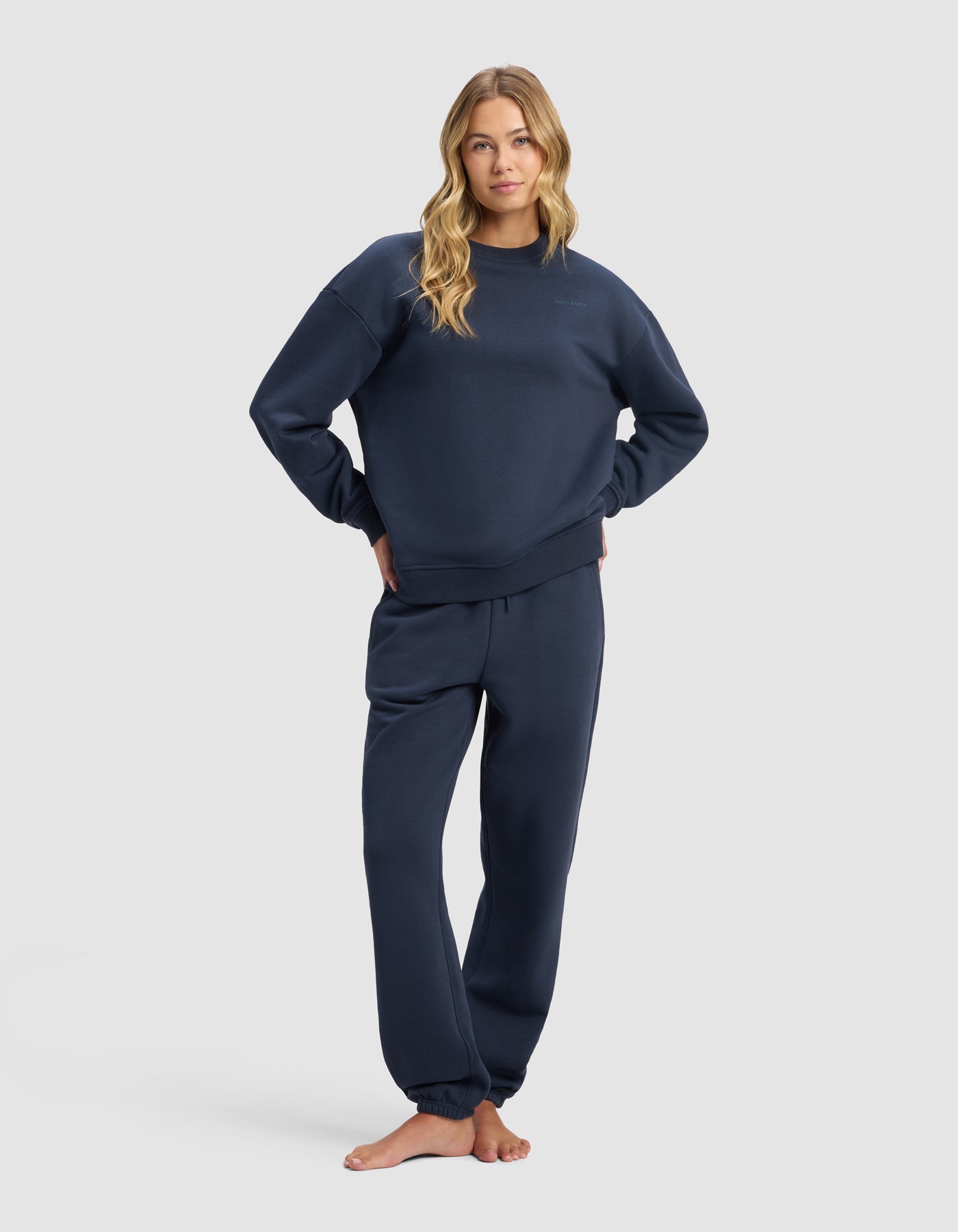 Cozy Earth - Women's Cityscape 2.0 Crewneck & Sweatpant Set