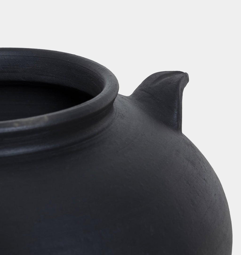 Amber Interiors - Civita Vessel