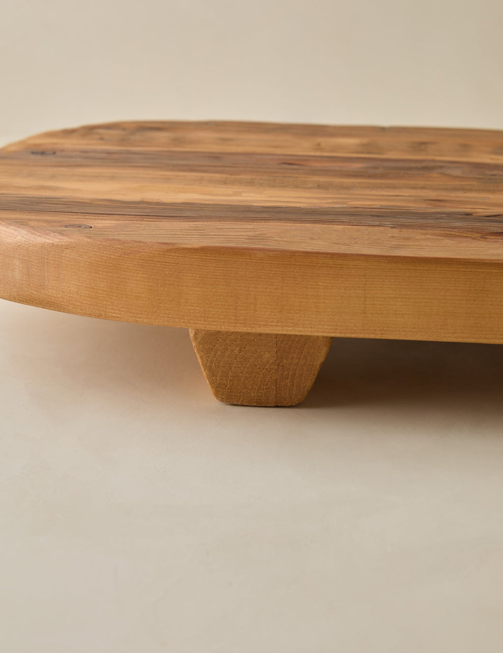Lulu and Georgia - Classic Rectangular Footed Board by etúHOME