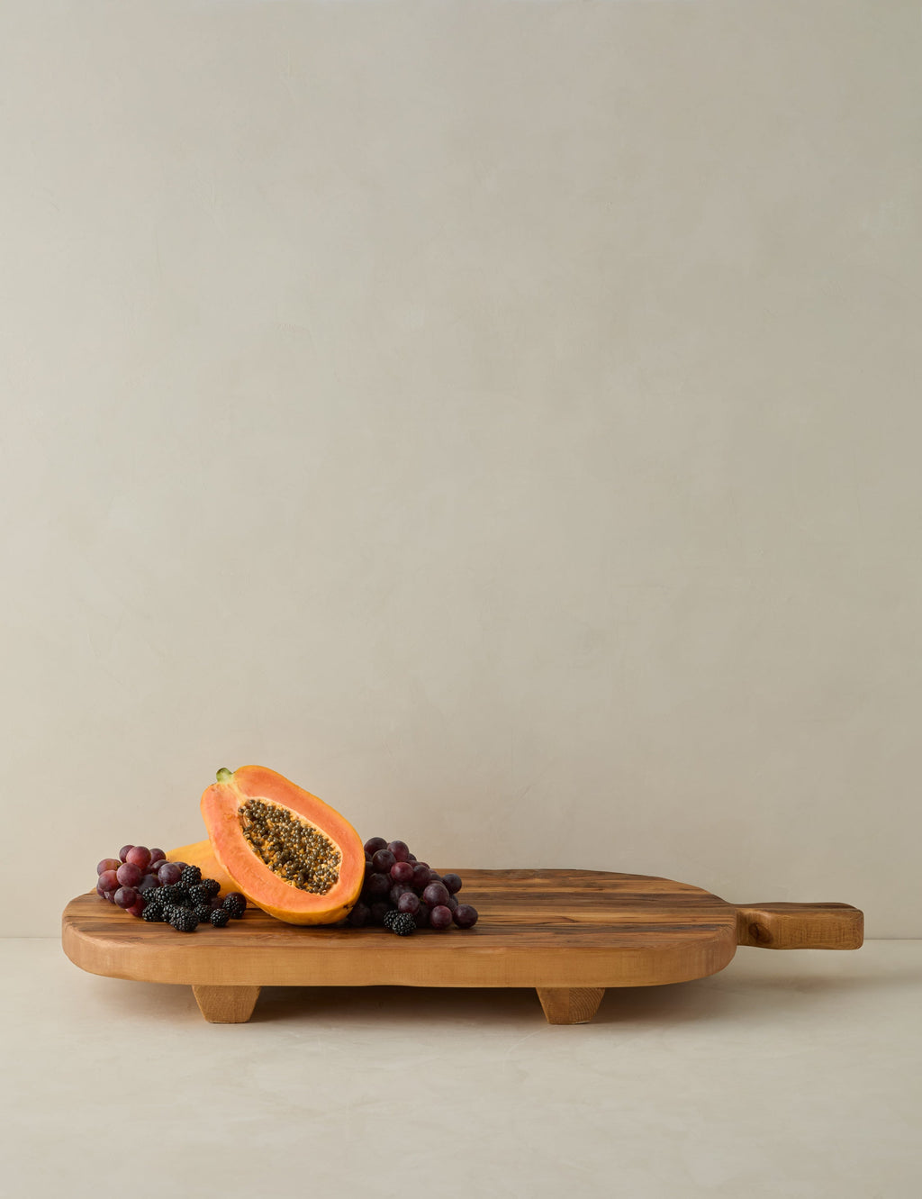 Lulu and Georgia - Classic Rectangular Footed Board by etúHOME
