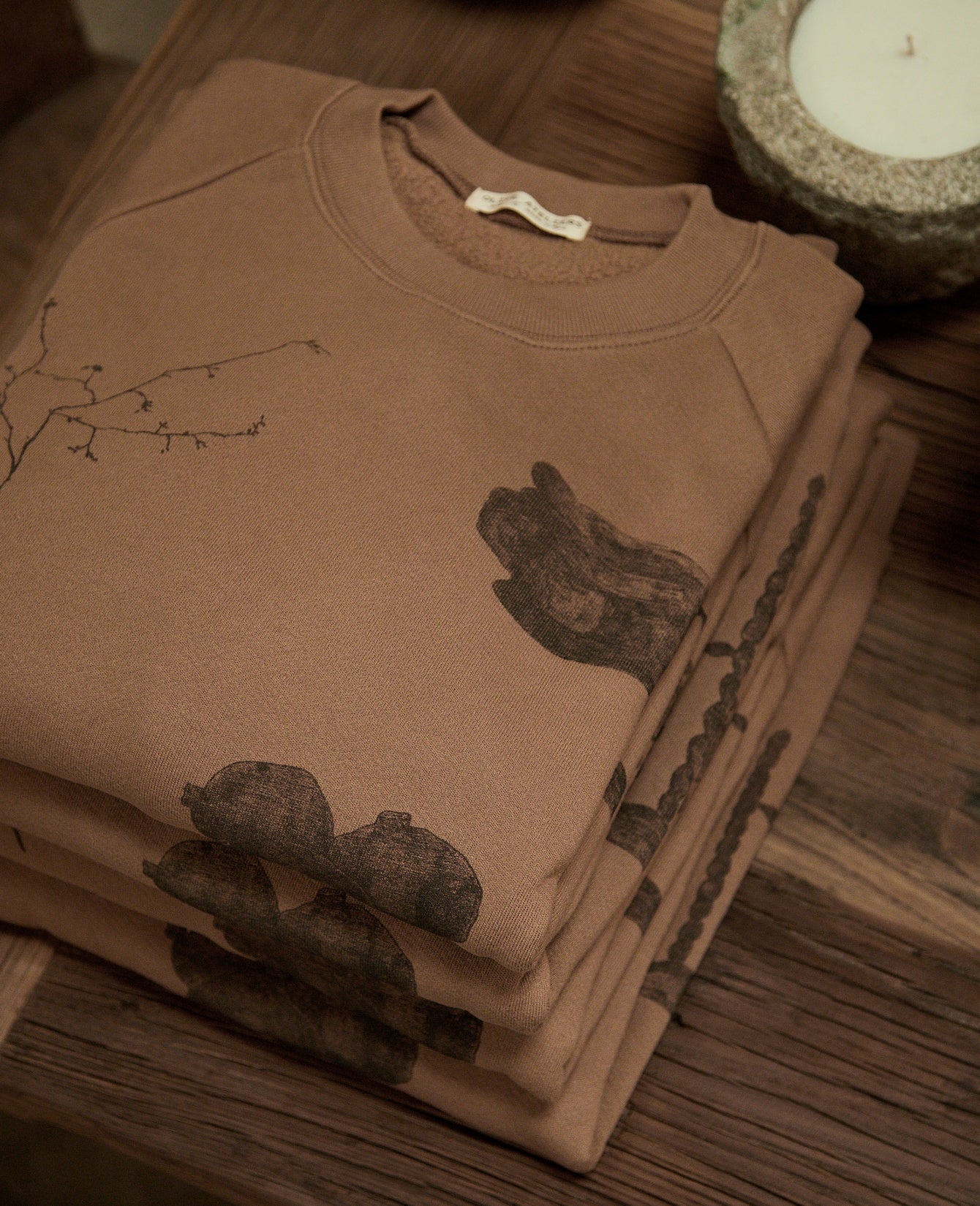 Olive Ateliers - The Old Soul Crewneck