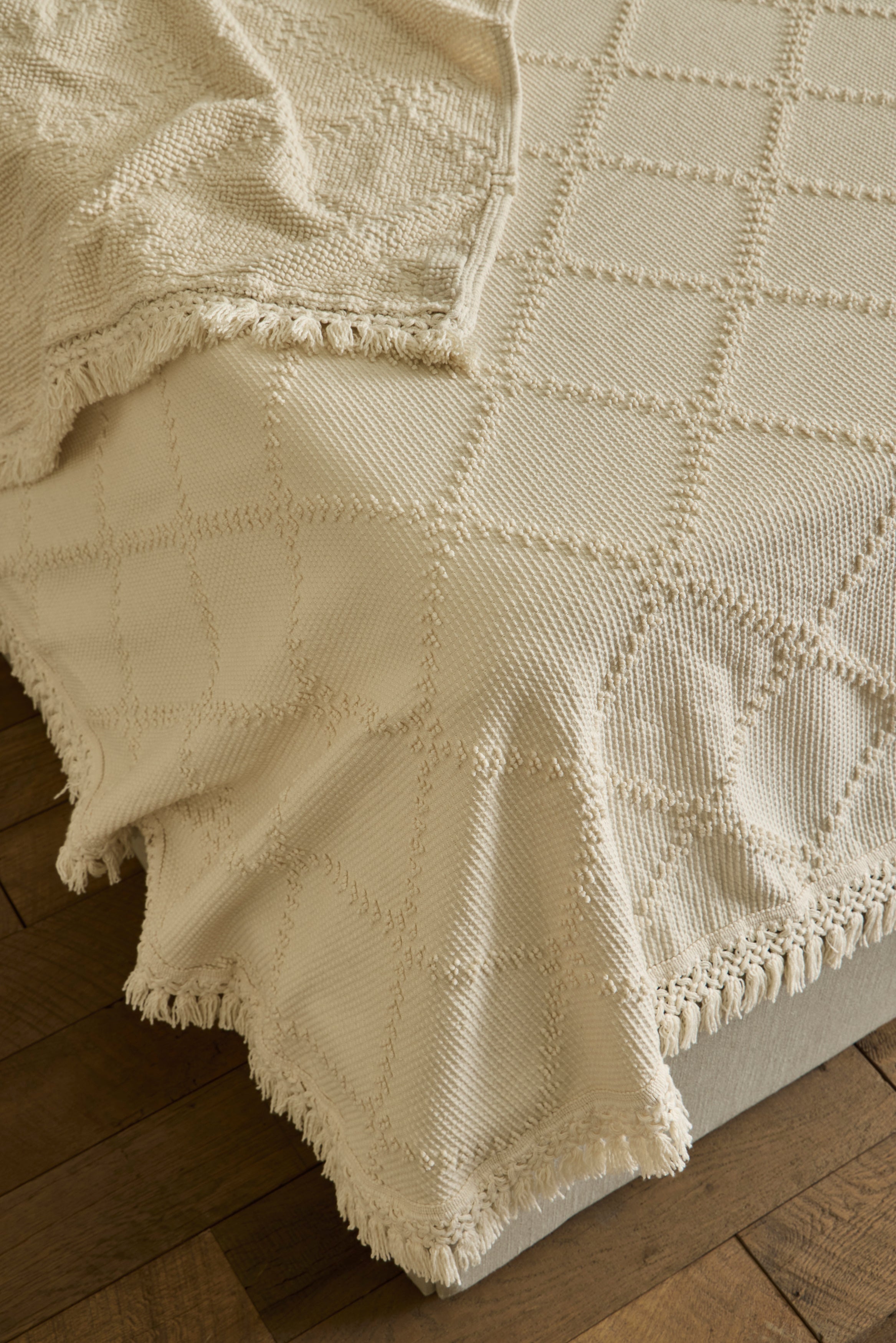 Nicky Kehoe - Trellis Terry Fringed Coverlet in Ivory