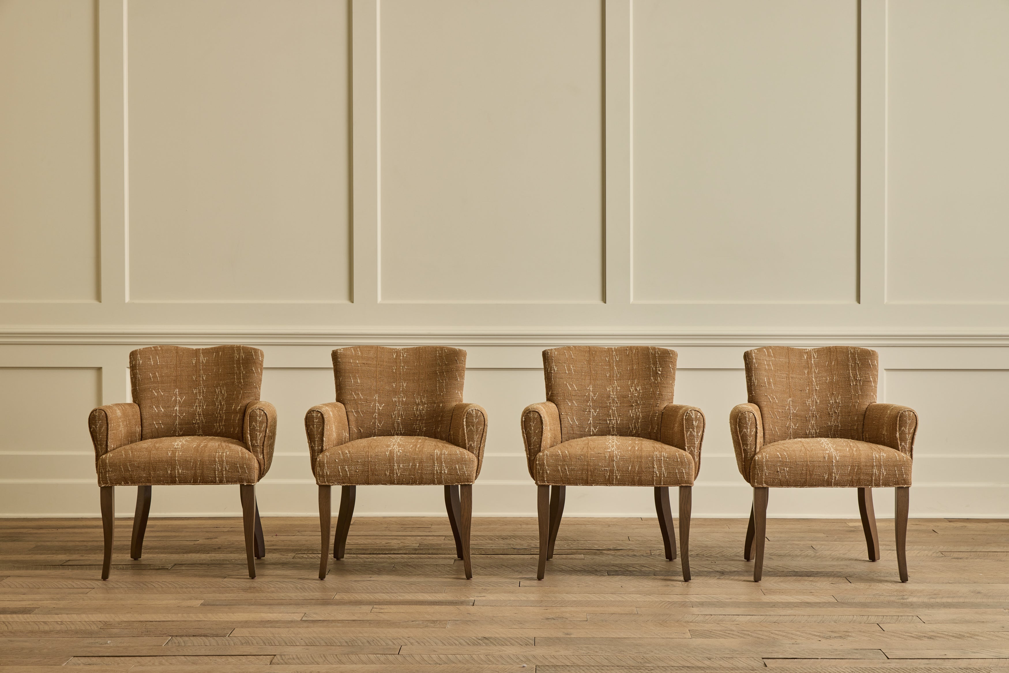 Nicky Kehoe - Club Dining Chair, 26"