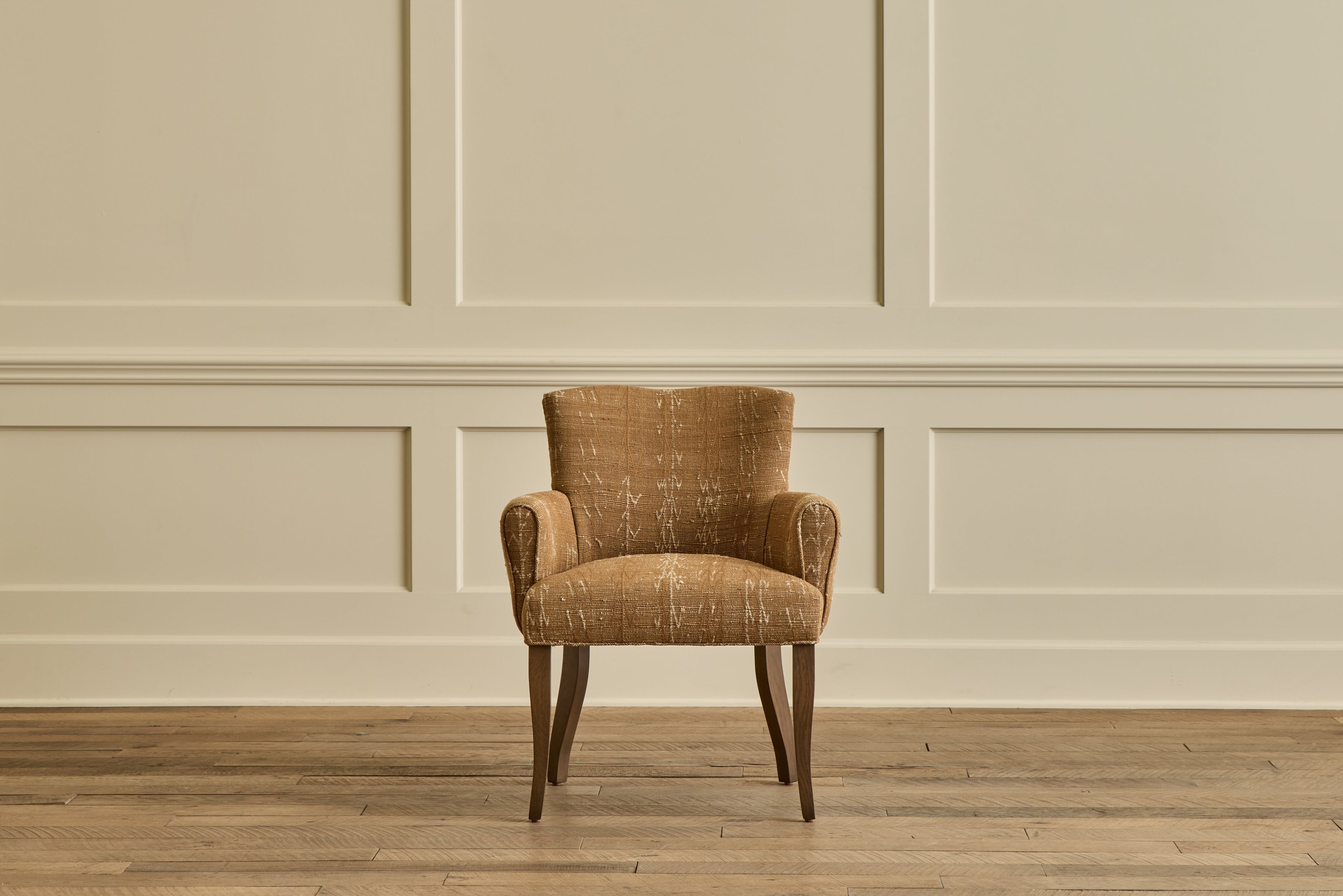Nicky Kehoe - Club Dining Chair, 26"